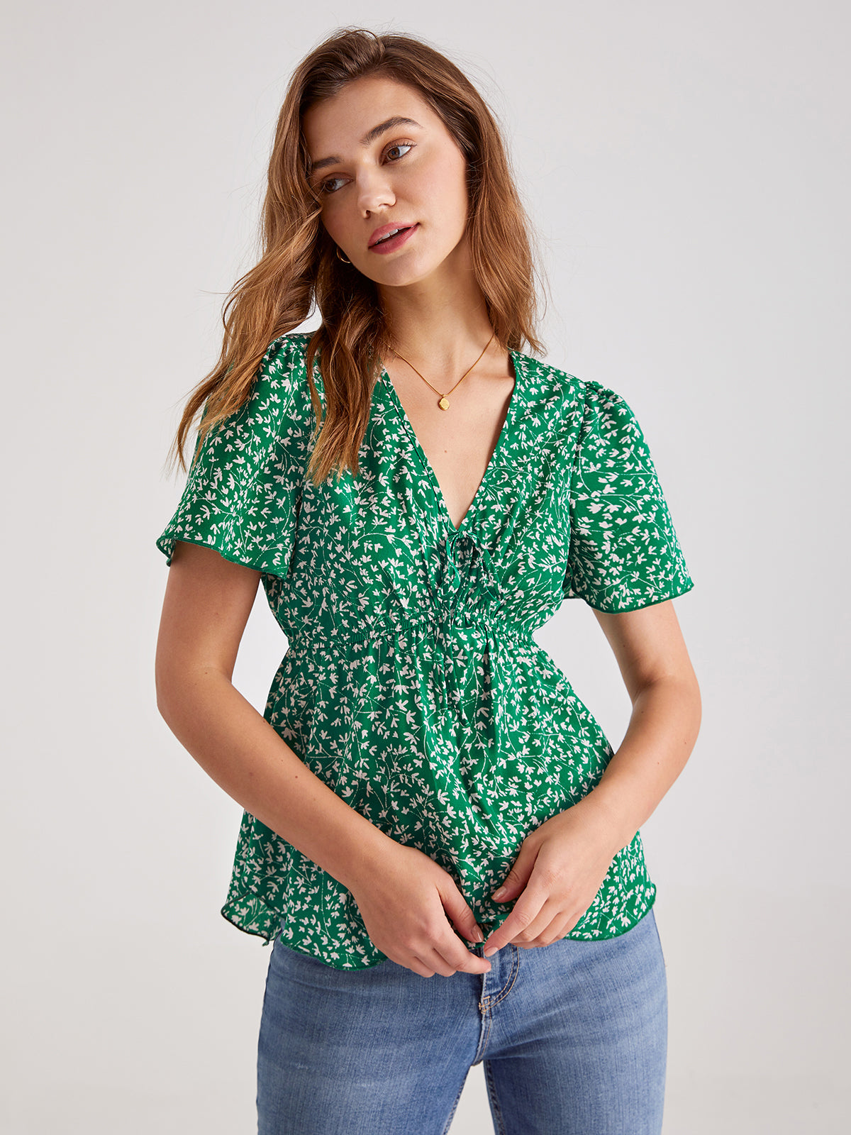 Thecomense - V-Neck Floral Ruche Short Sleeve Top