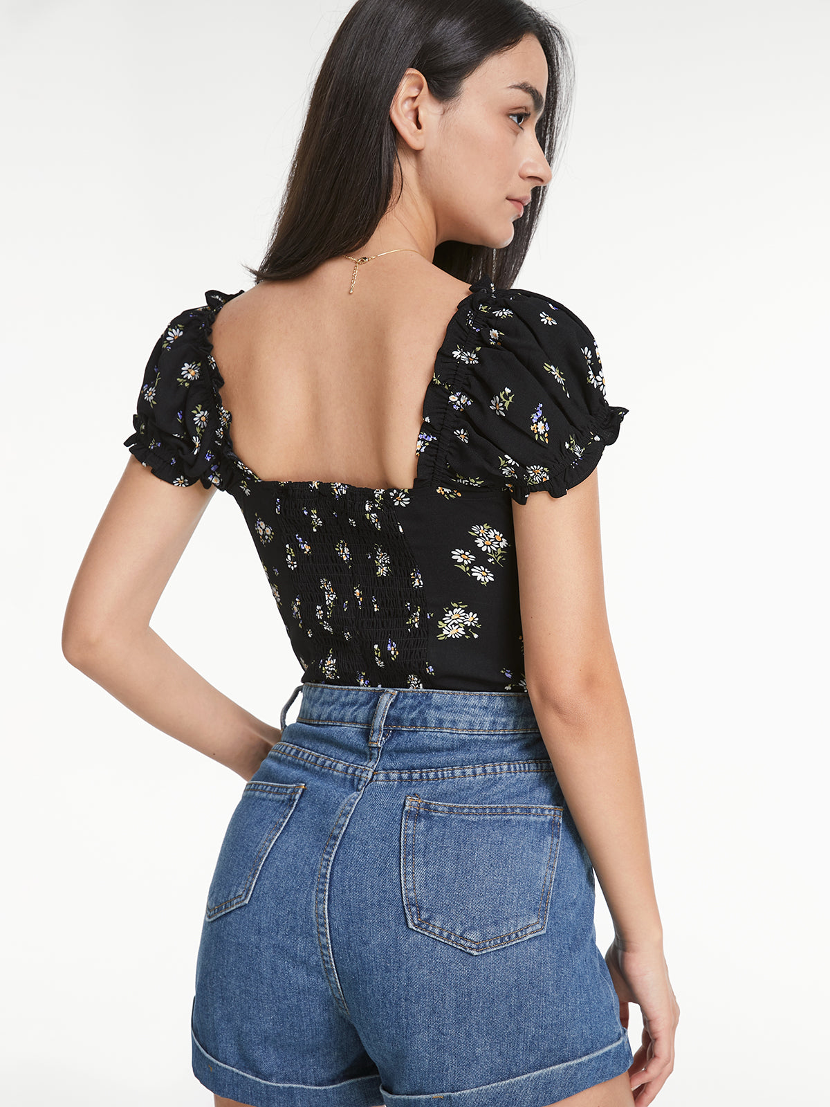 Thecomense - Short Puff Sleeve Daisy Tie Front Top