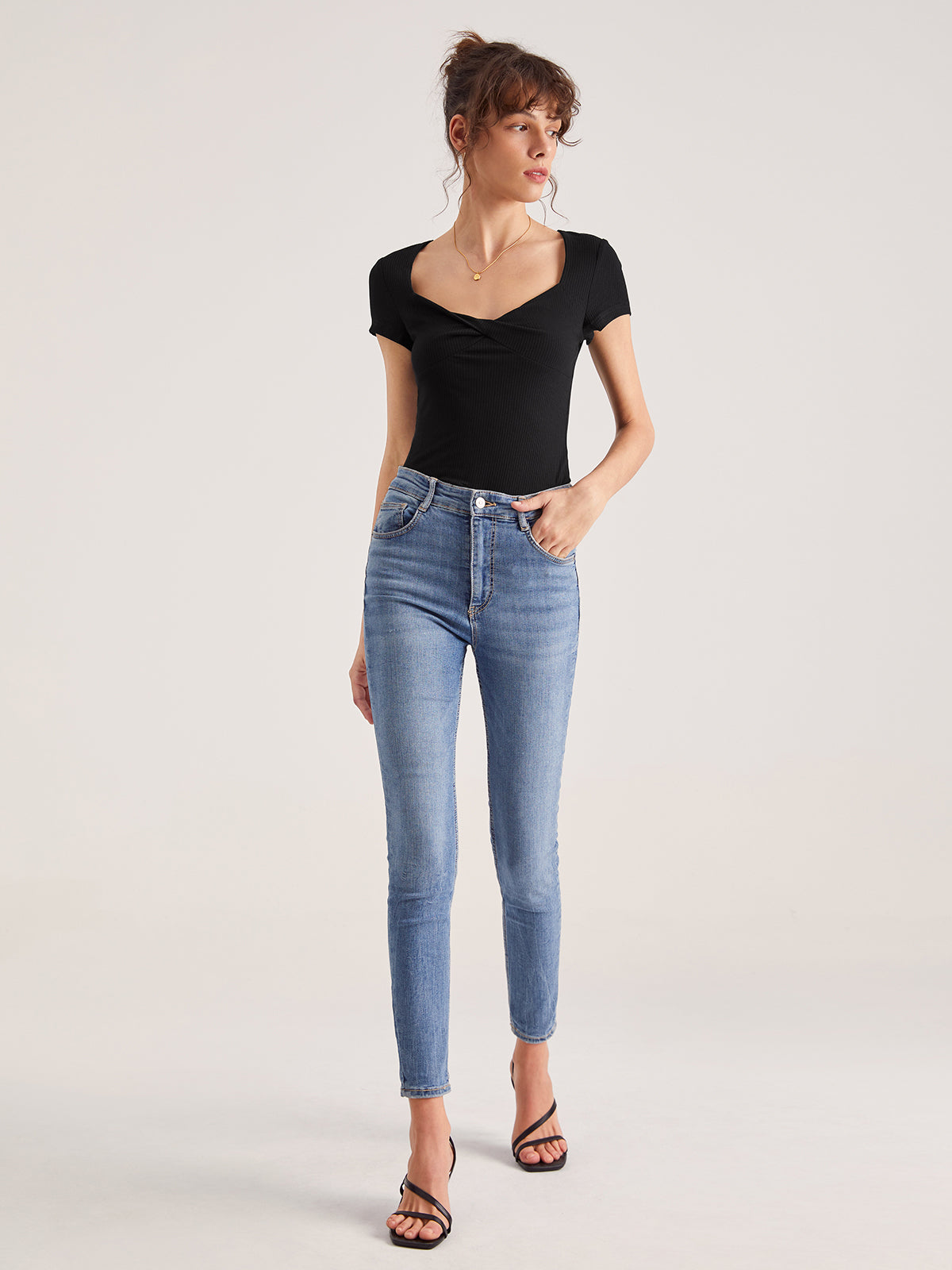 Thecomense - Twist Front Short Sleeve Everyday T-Shirt