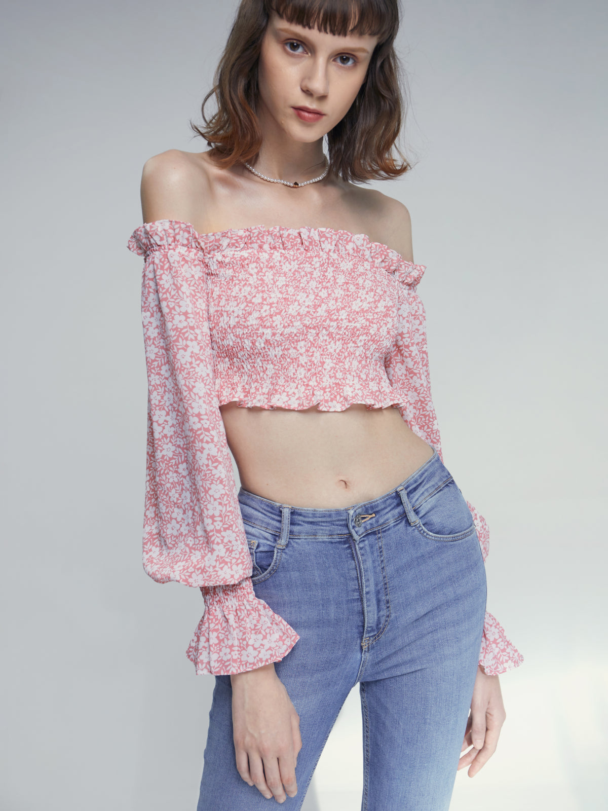 Thecomense - Off The Shoulder Floral Puff Sleeve Ruffle Top