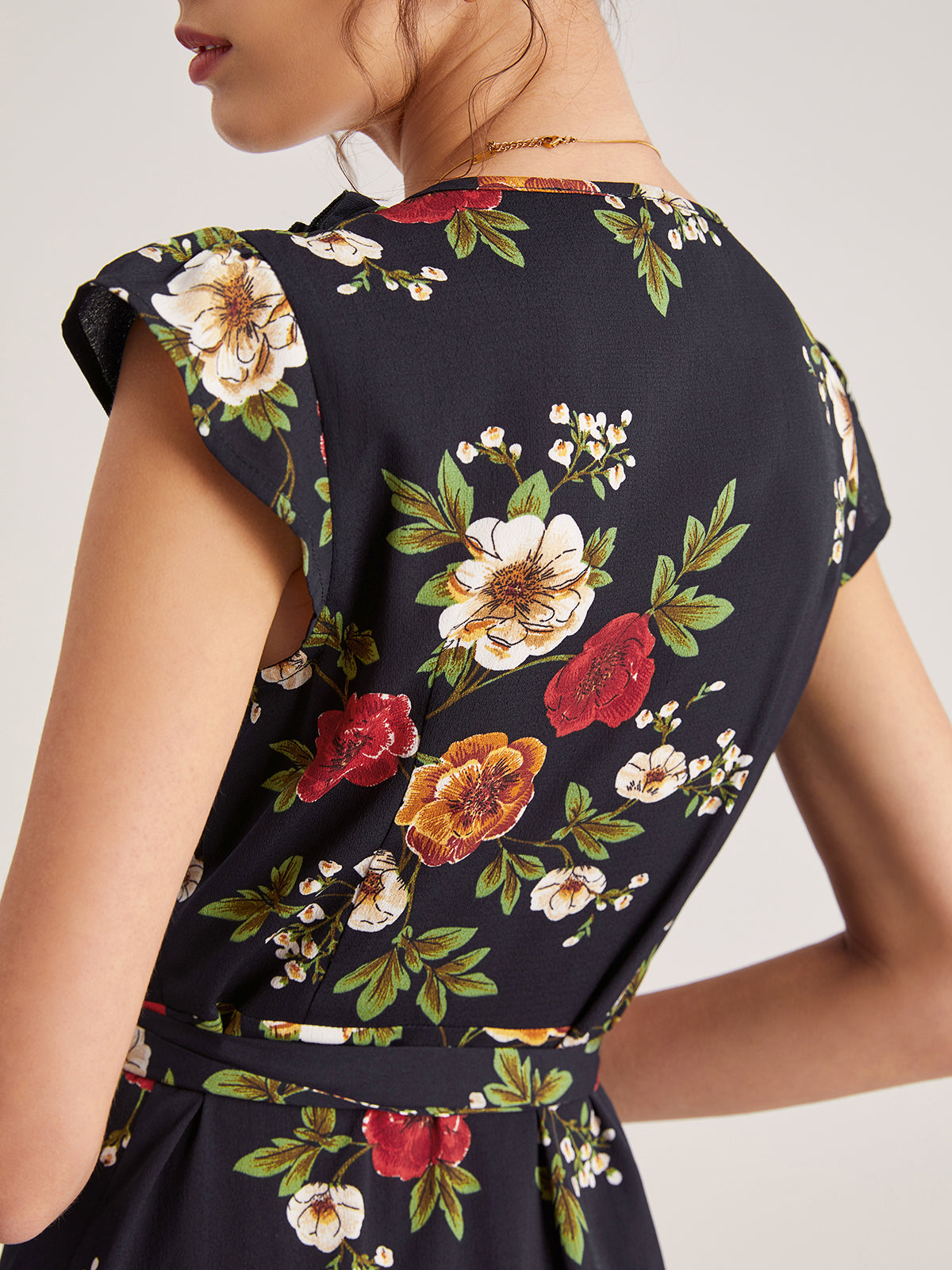Thecomense - Contrast Floral Print V-Neck Cap Sleeve Slit Dress