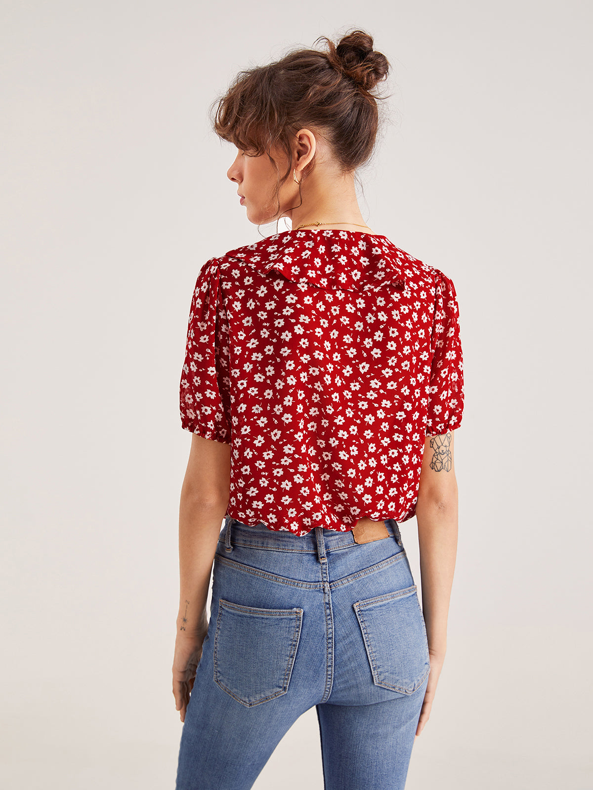 Thecomense - V-Neck Floral Ruffle Top