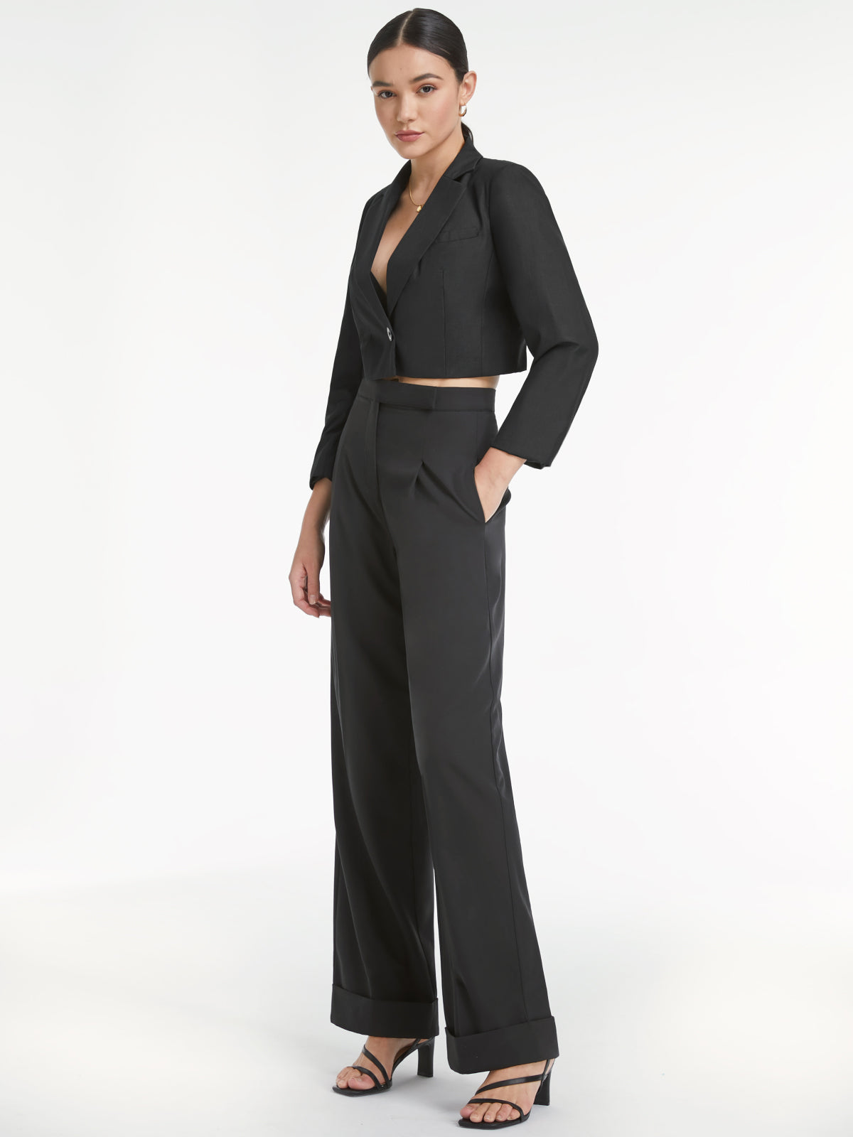 Thecomense - Cropped Notch Lapel Single Breasted Blazer