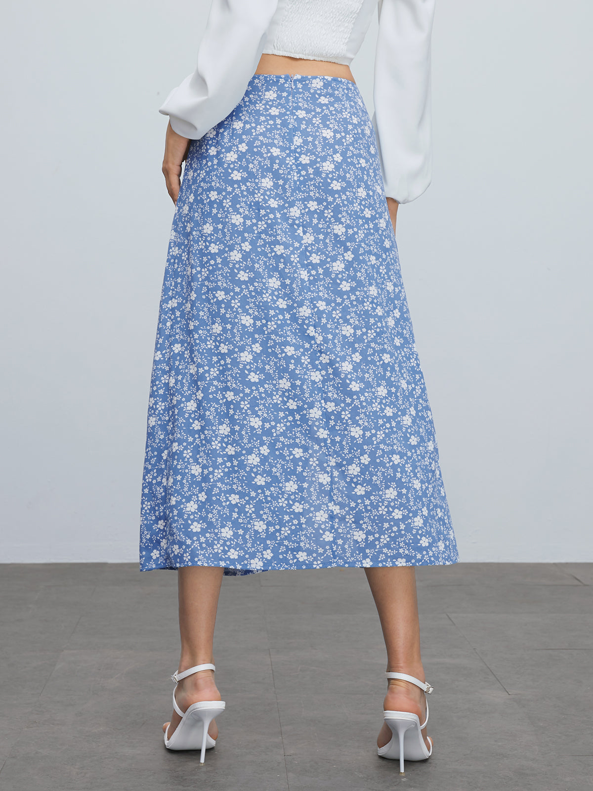Thecomense - Azure Daisy Fields Slit Skirt