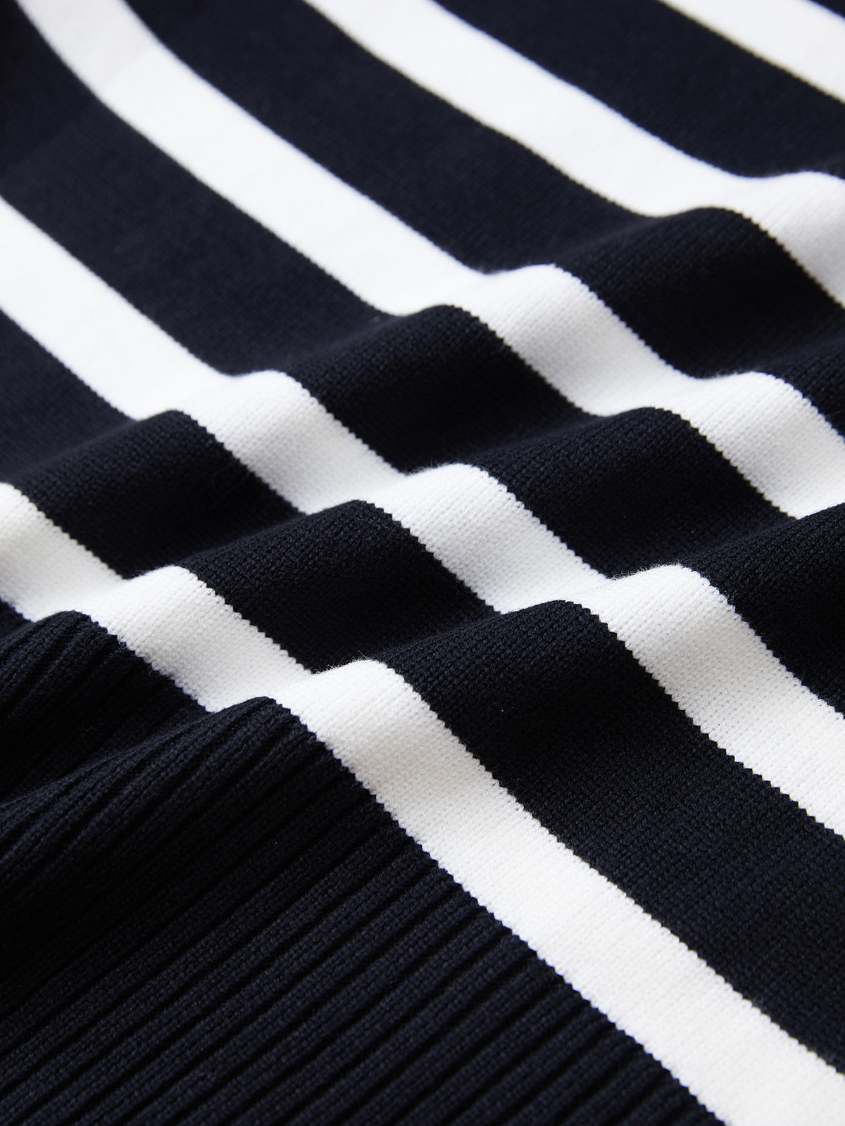 Thecomense - Cozy Stripe Mockneck Sweater