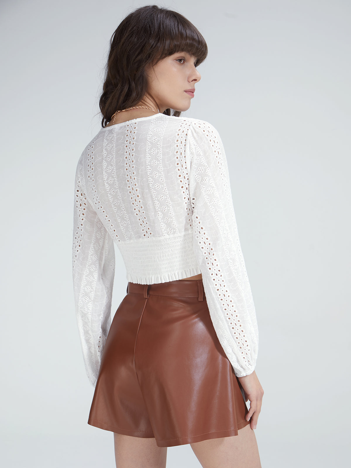 Thecomense - Cropped V-Neck Pattern Woven Top