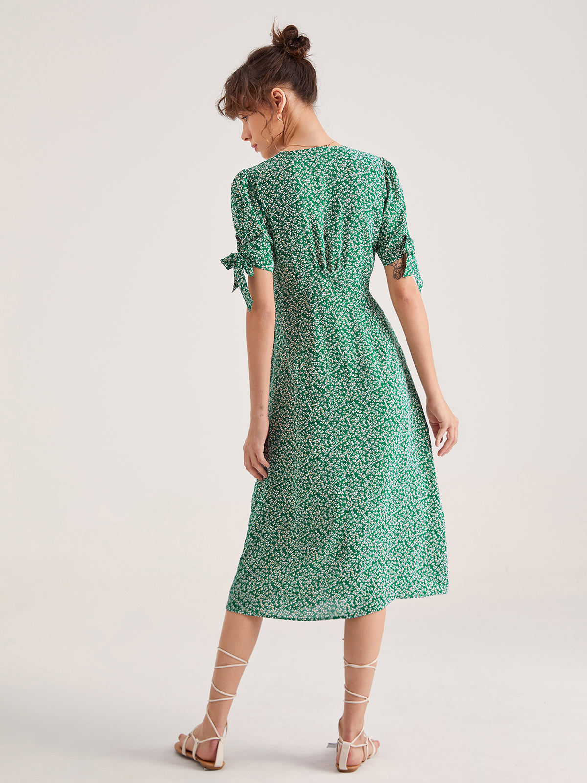 Thecomense - Sweetheart Light Floral Slit Midi Dress