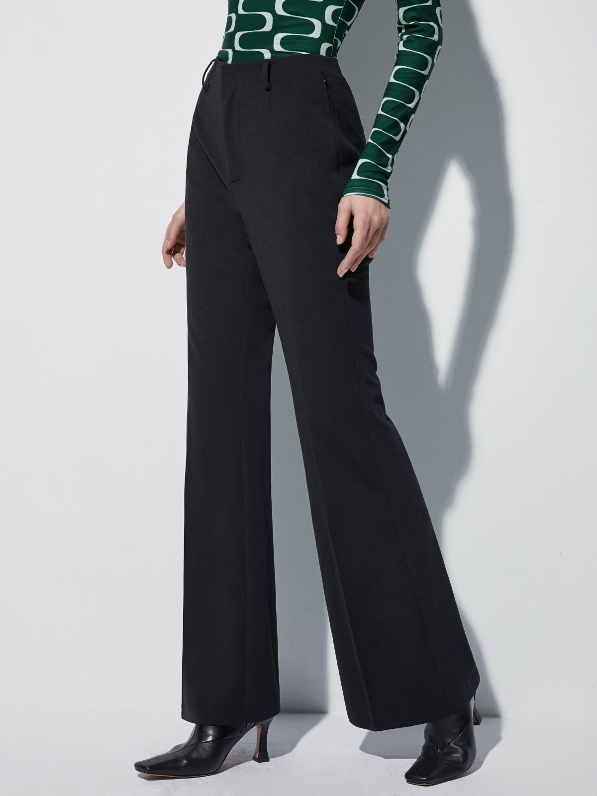 Thecomense - Essential High Waisted Flare Pants