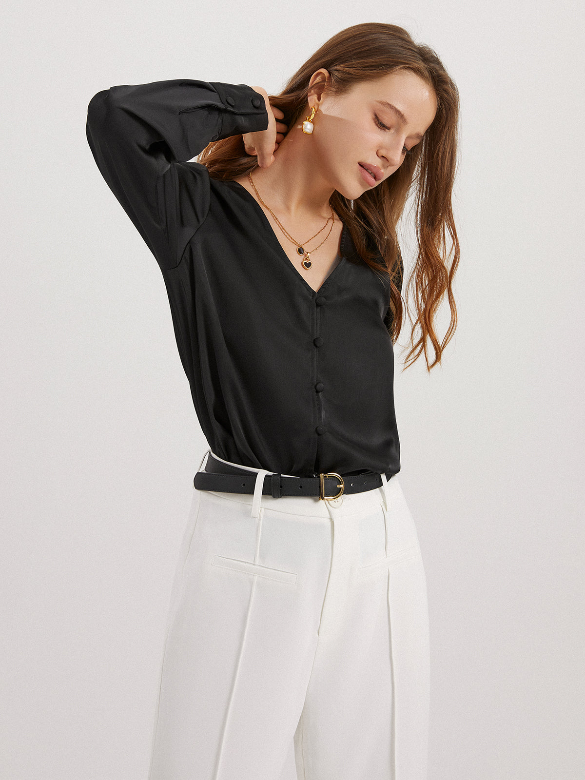 Thecomense - Essential Solid V Neck Shirt