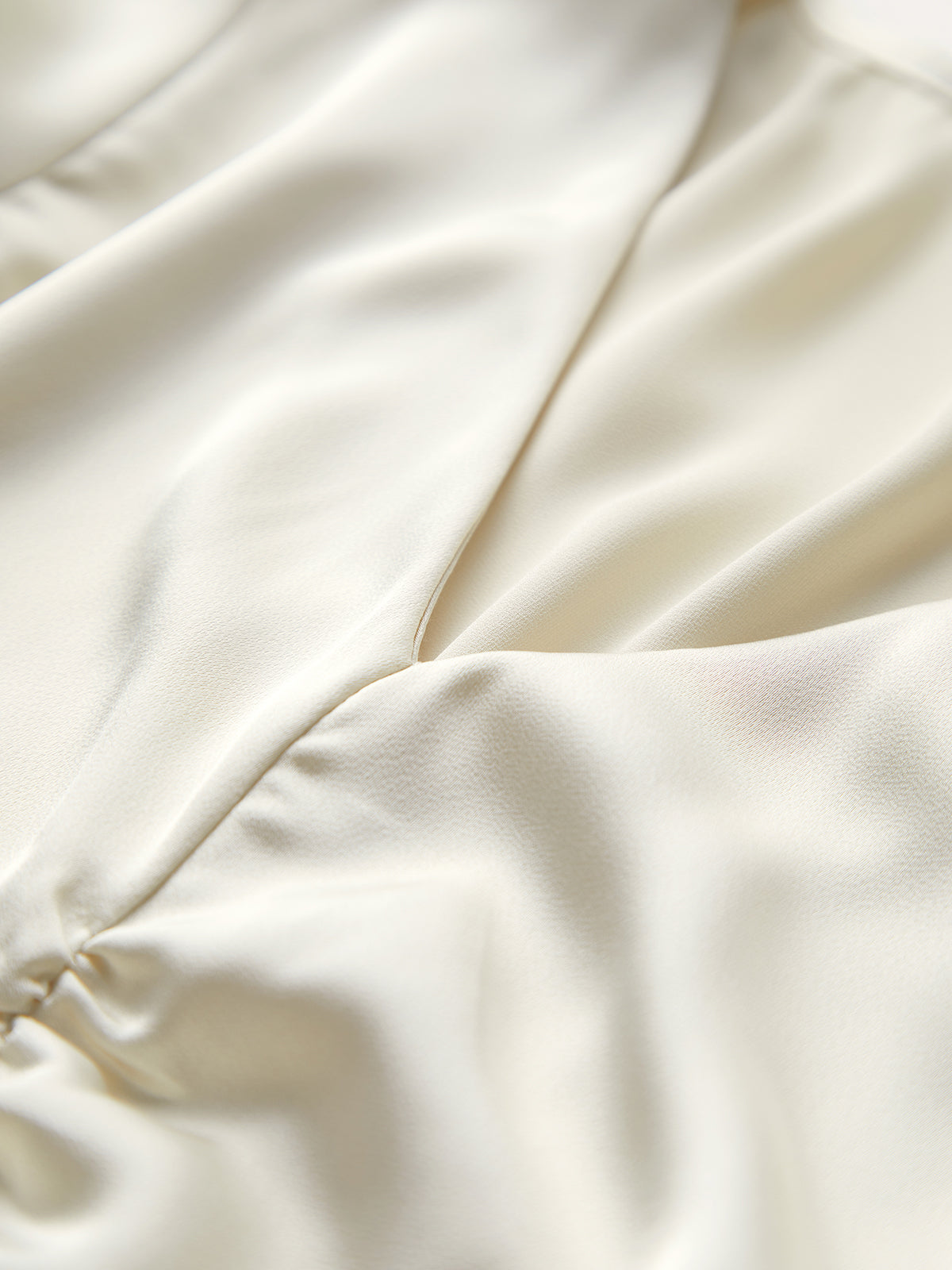 Thecomense - Clam Shell Satin Top