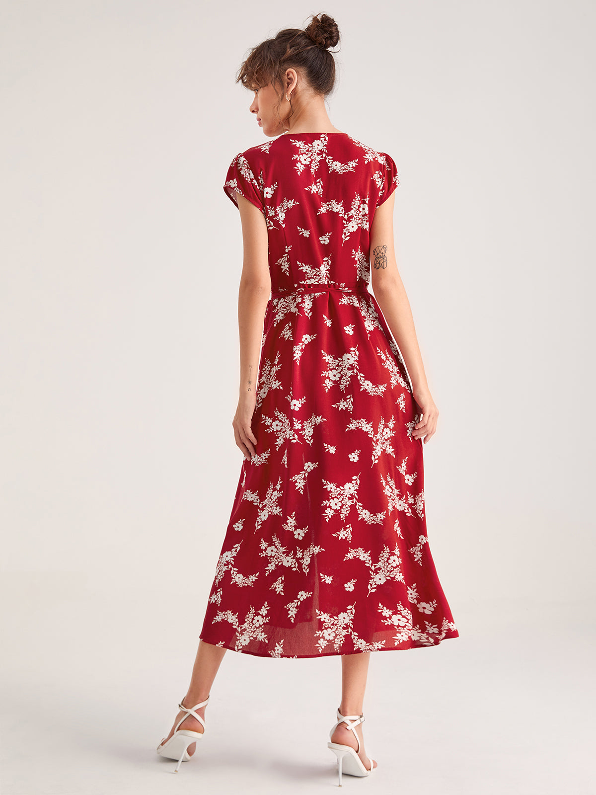 Thecomense - Ruby Balloon Floral Wrap Tie Front Midi Dress
