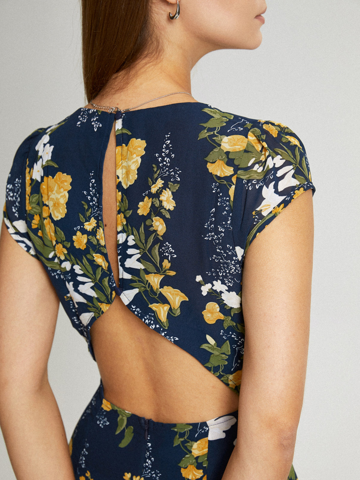 Thecomense - Cap Sleeve Island Floral Midi Slit Dress