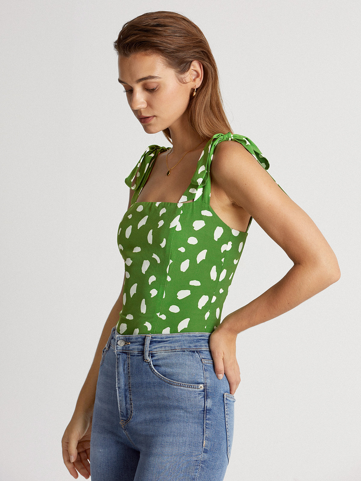 Thecomense - Petals Print Zip Up Square Neck Top