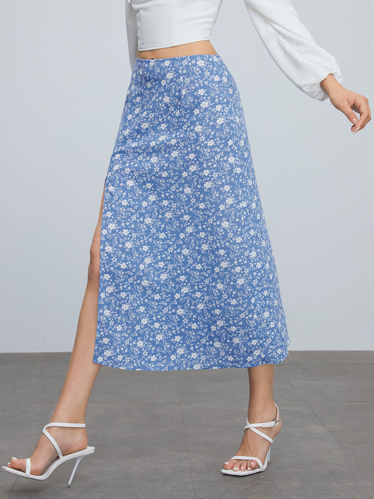 Thecomense - Azure Daisy Fields Slit Skirt