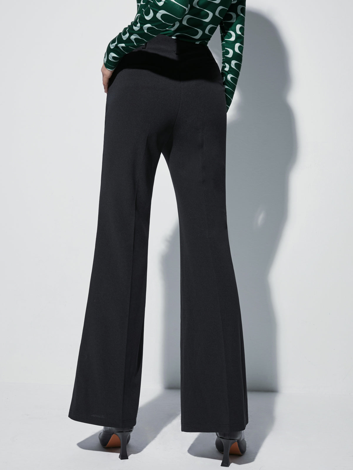 Thecomense - Essential High Waisted Flare Pants