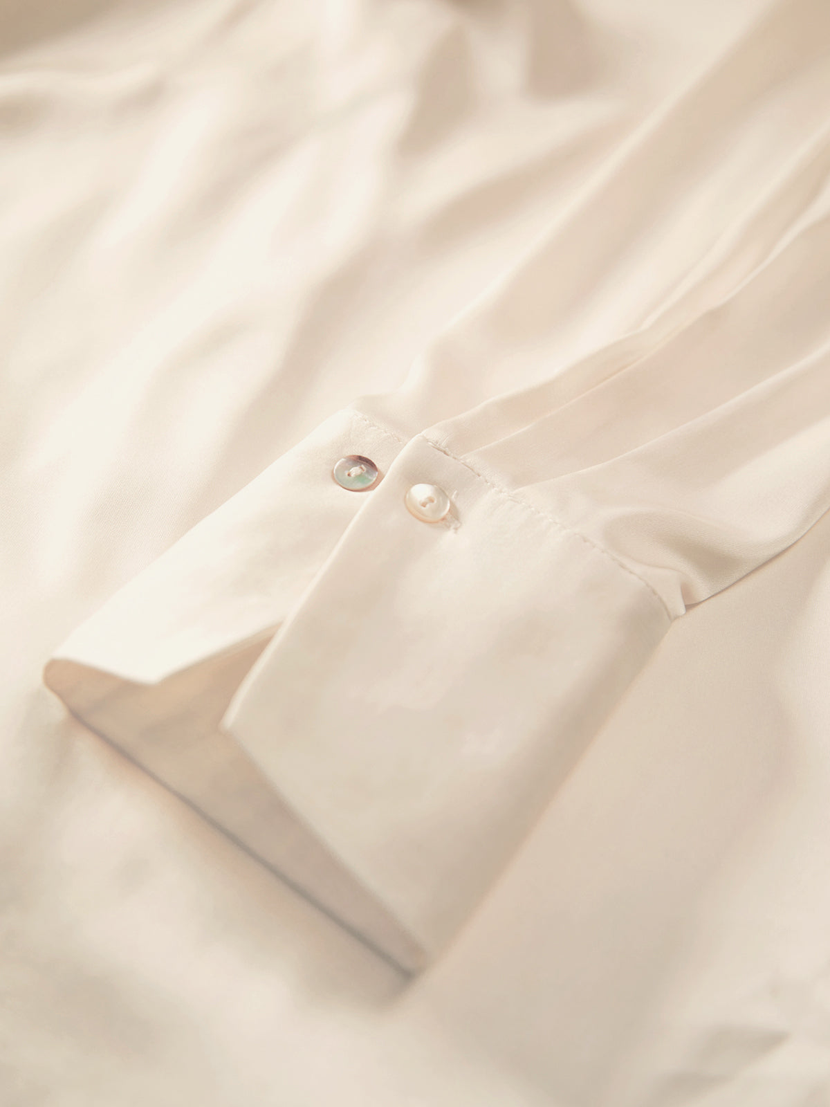 Thecomense - Relaxed Flowy Satin Button Up Shirt