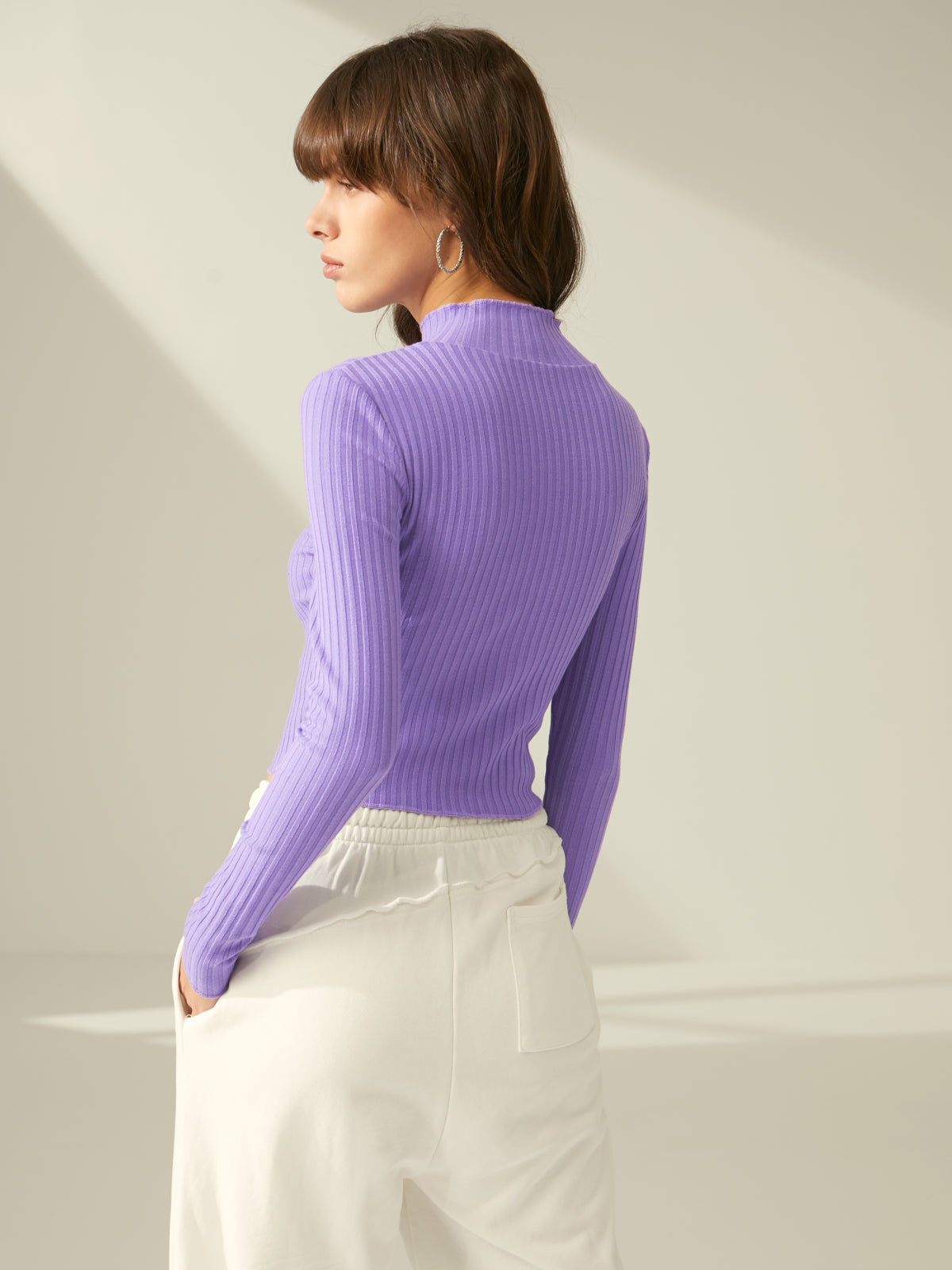 Thecomense - Mauve Cropped Mockneck Ribbed Long Sleeve Top