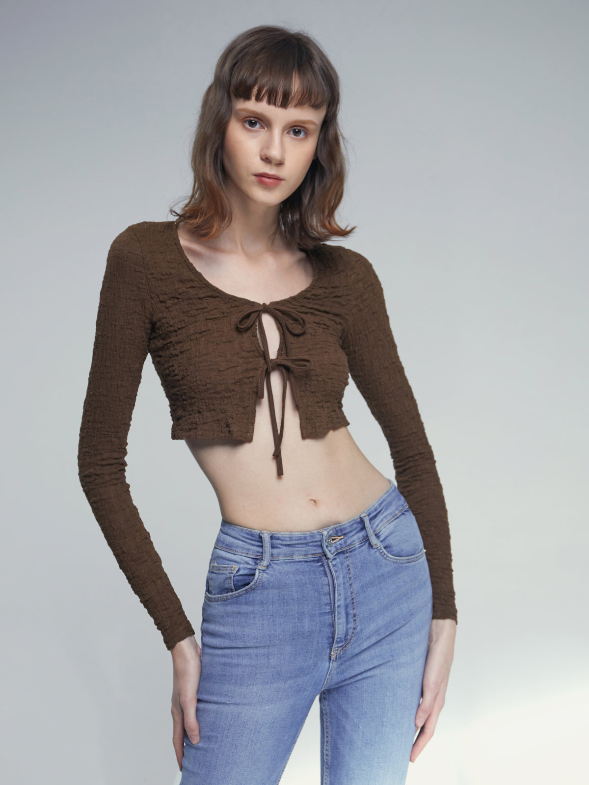 Thecomense - Scoop Neck Double Front Tie Cropped Cardigan