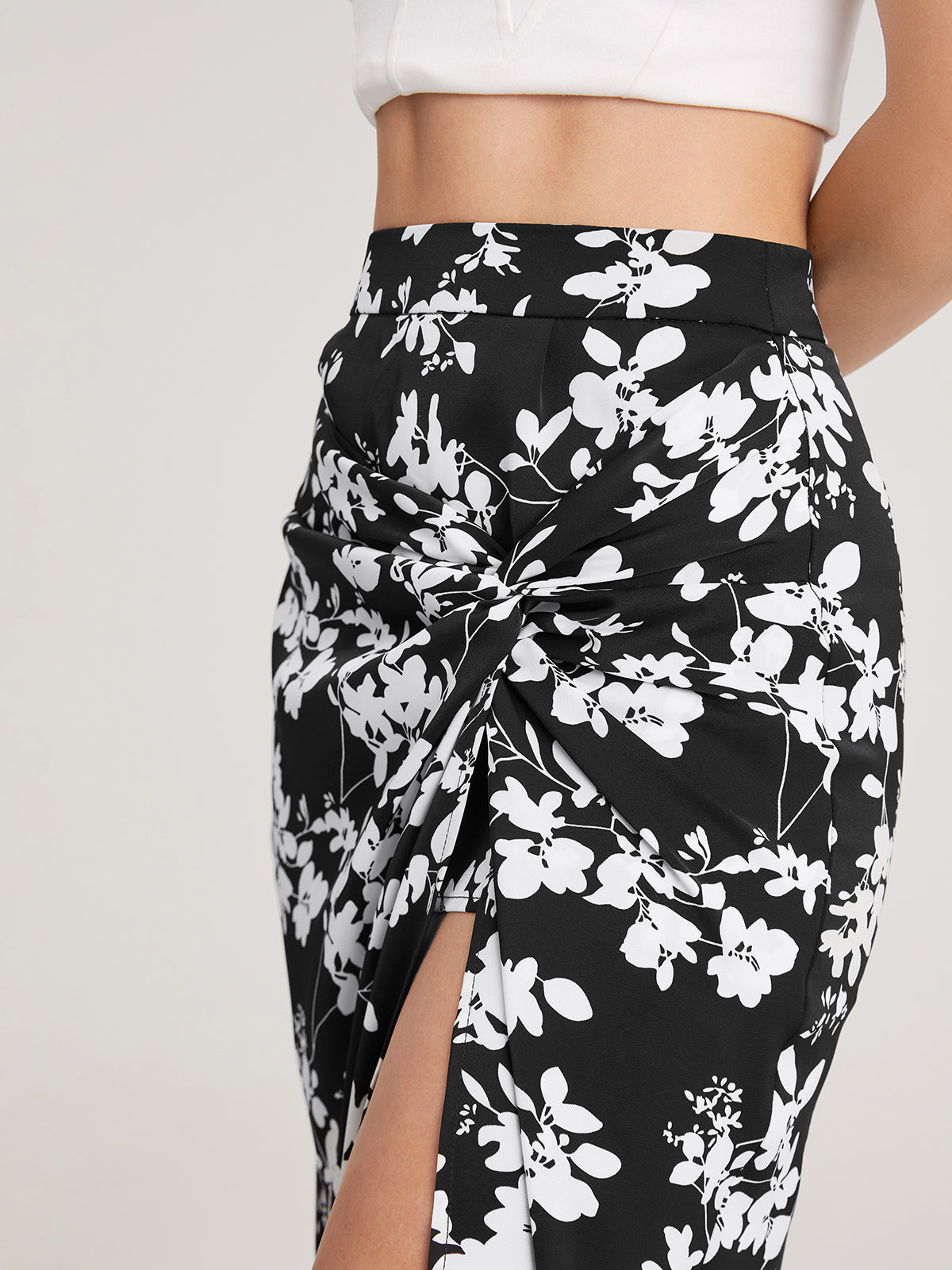 Thecomense - Floral Midi Skirt