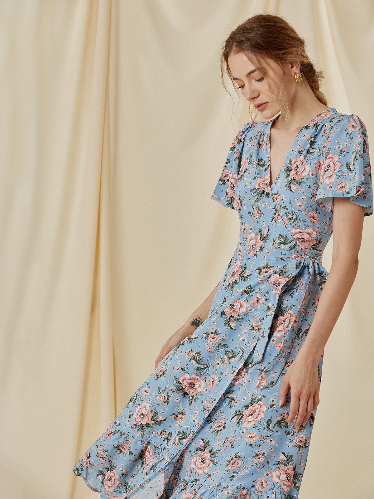 Thecomense - Sweetheart Floral Wrap Slit Dress