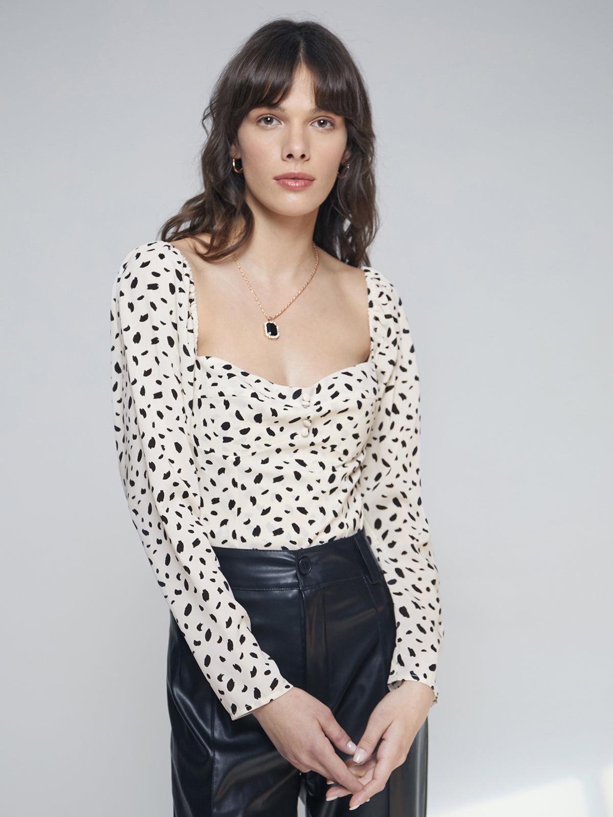Thecomense - Fitted Long Sleeve Square Neck Floral Top