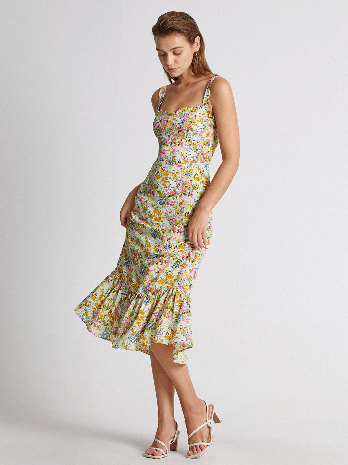 Thecomense - Sweetheart Floral Garden Ruffle Hem Midi Strap Dress