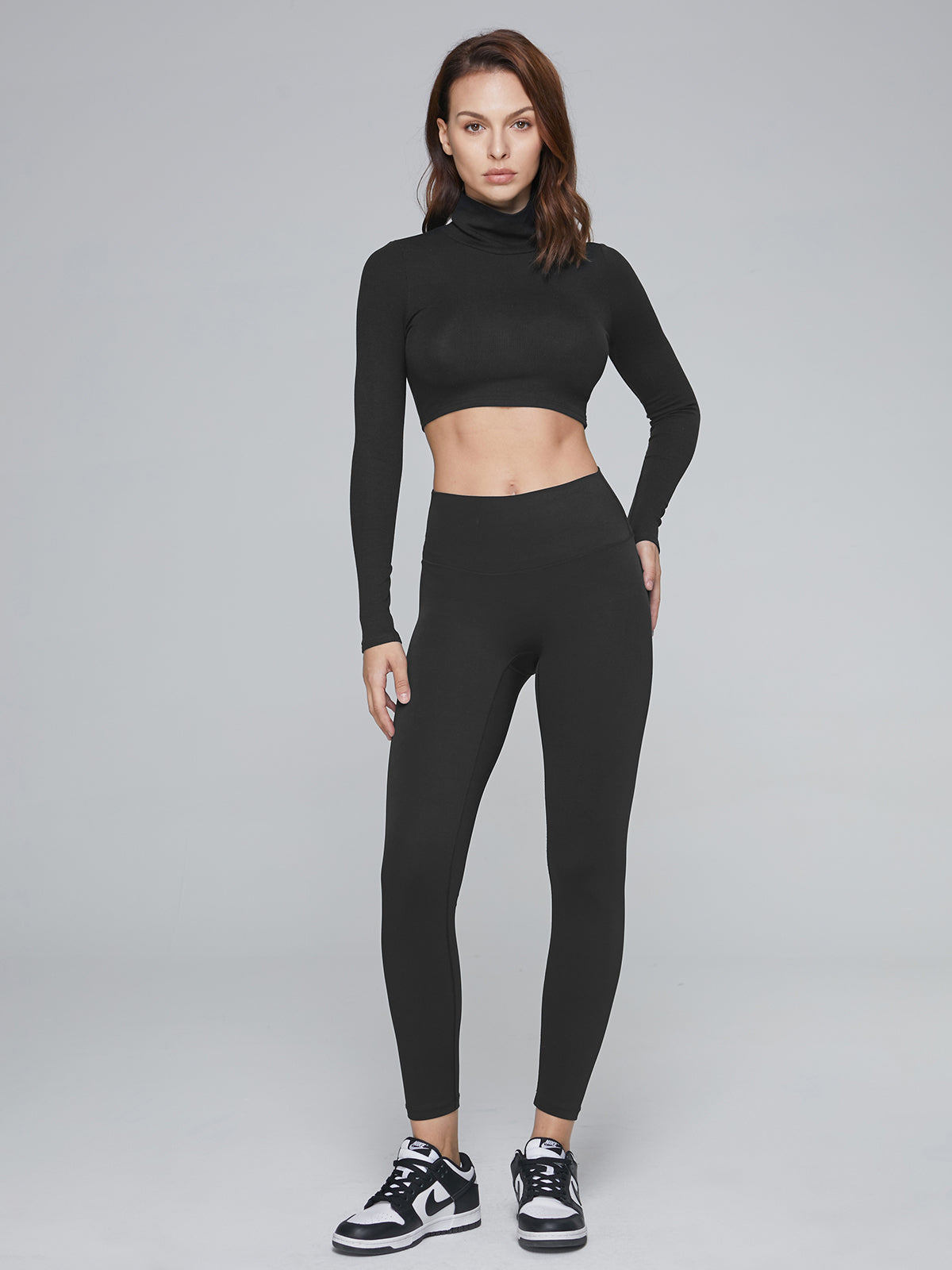 Thecomense - Cropped Long Sleeve Turtleneck