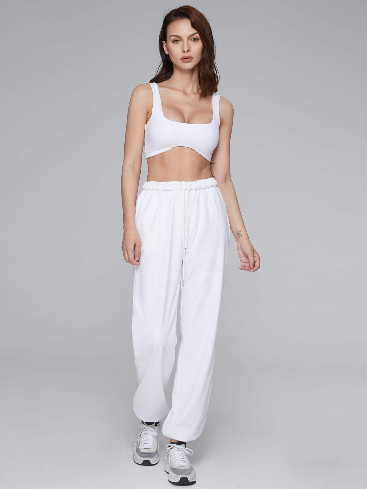 Thecomense - White Square Neck Sports Bra