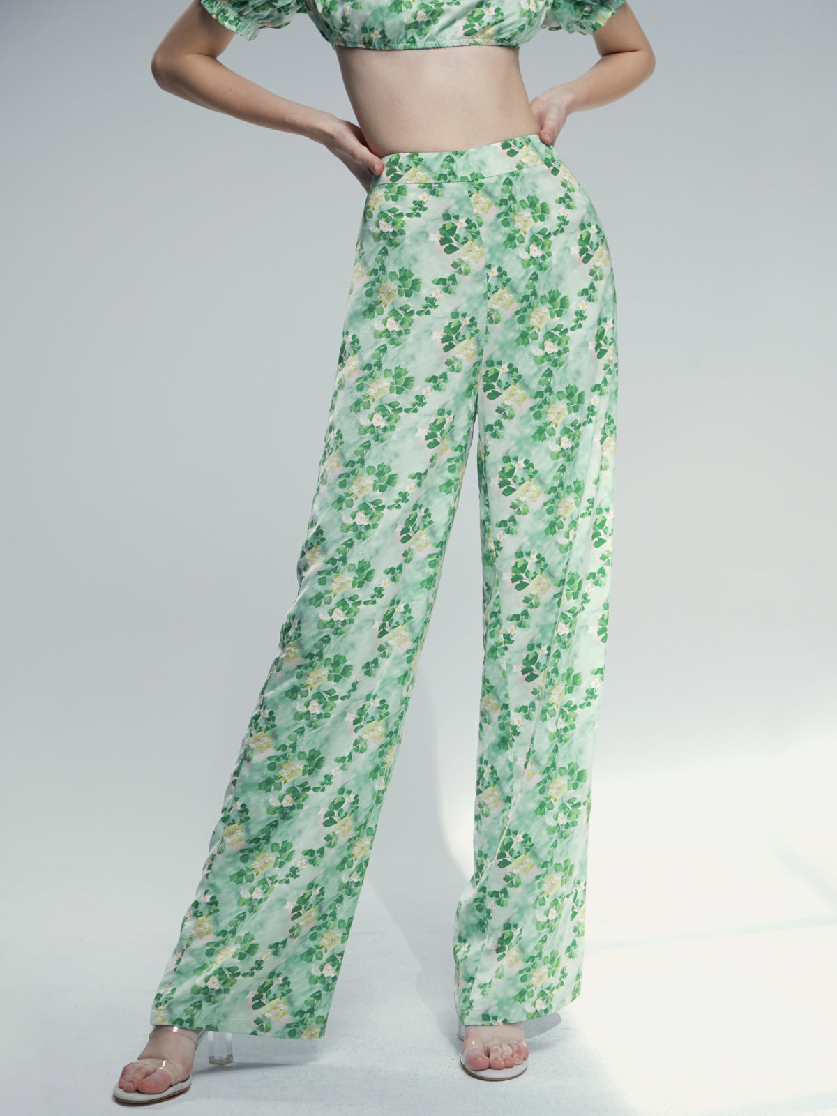 Thecomense - Off The Shoulder Tube Top And Wide Leg Printed Pants Set
