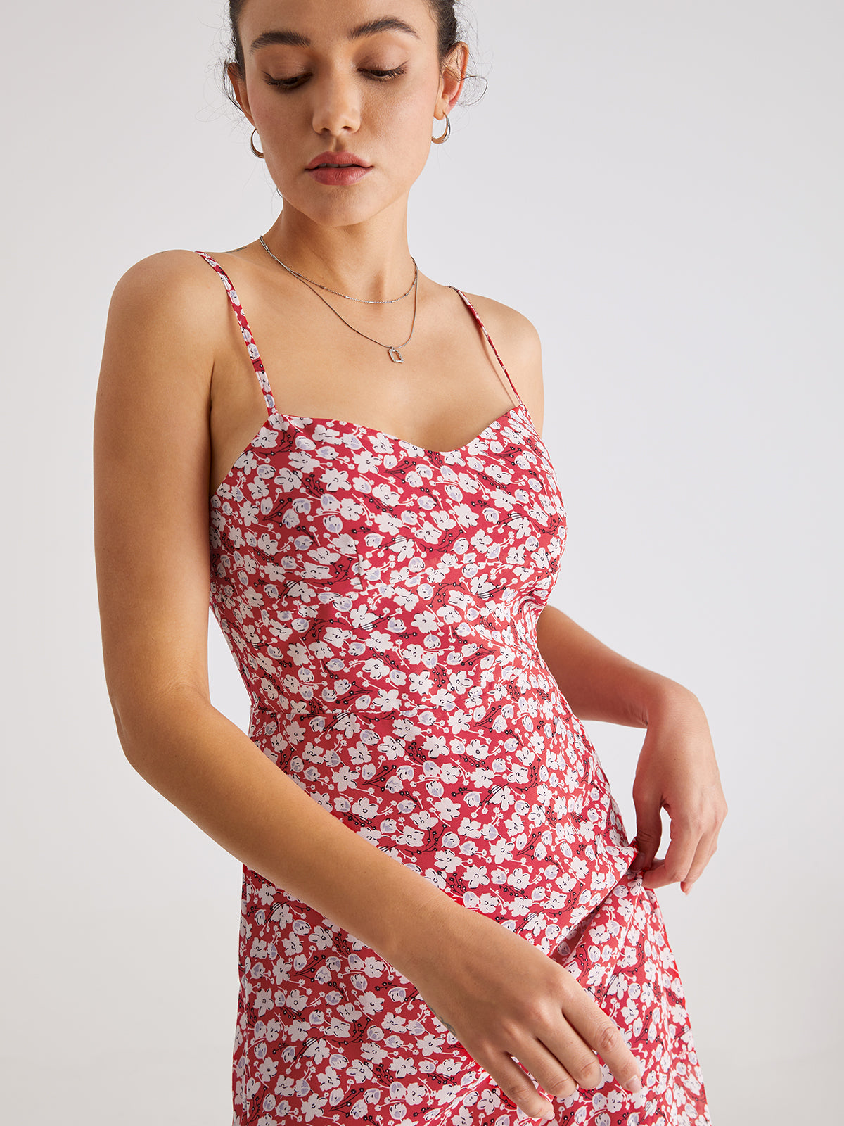 Thecomense - Sweetheart Floral Midi Strap Dress