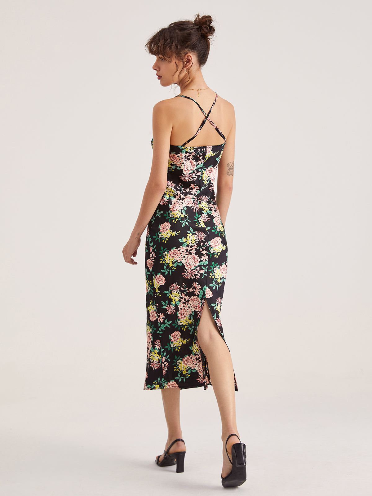 Thecomense - Floral Bodycon Strap Midi Dress