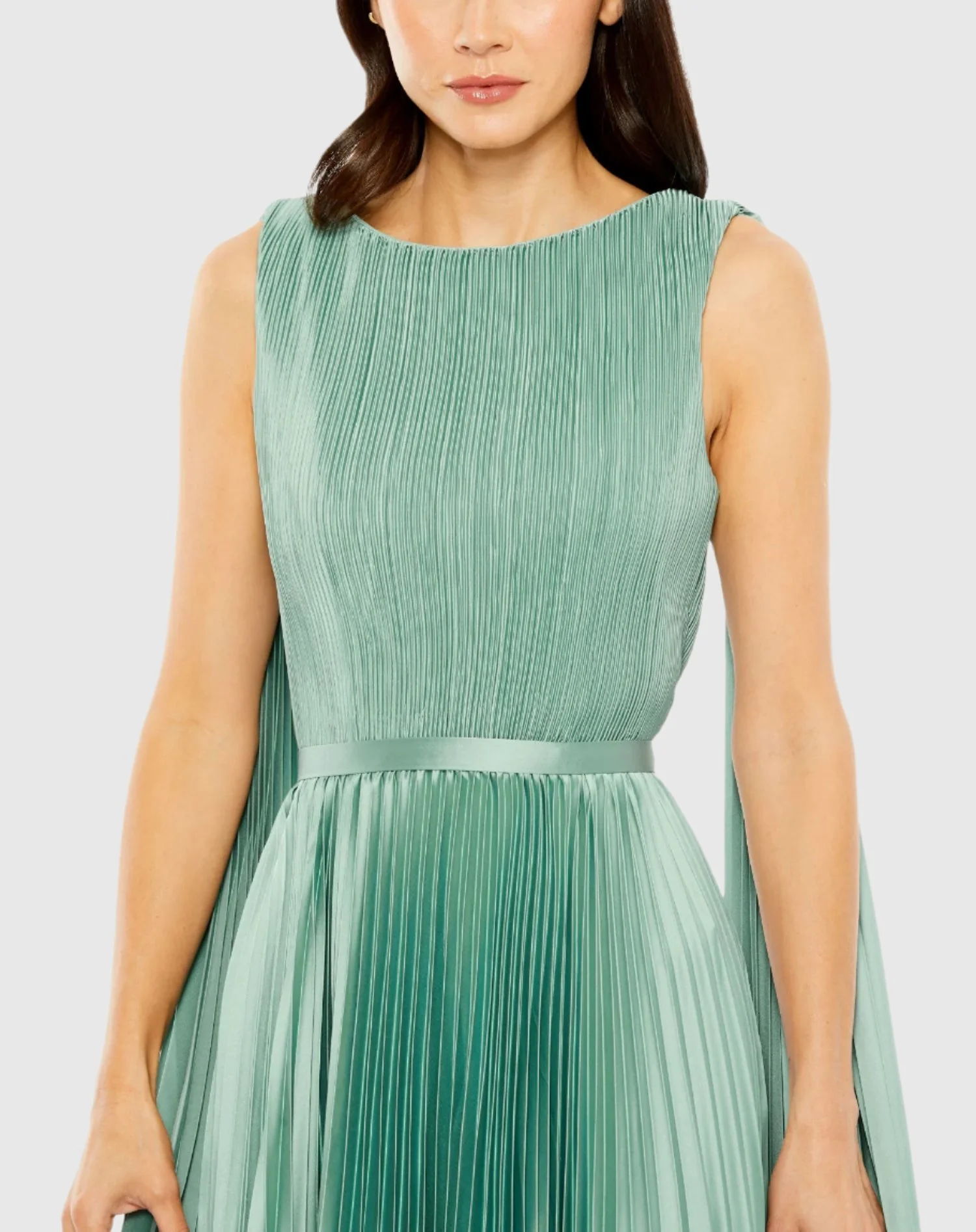 Green Sleeveless High Neck Cape Back Heat Pleated Gown