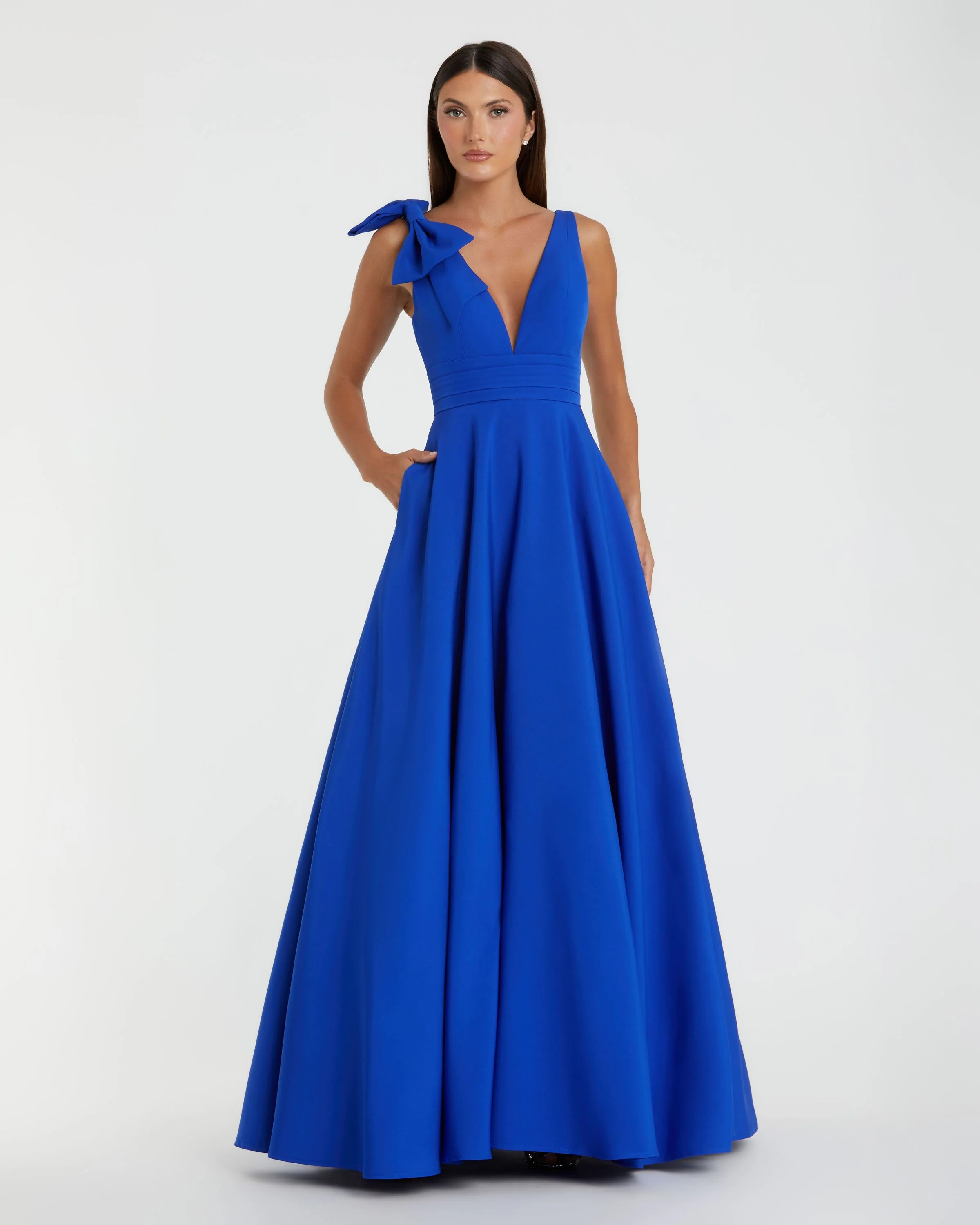 Blue Crepe Sleeveless V Neck Ballgown With Bow
