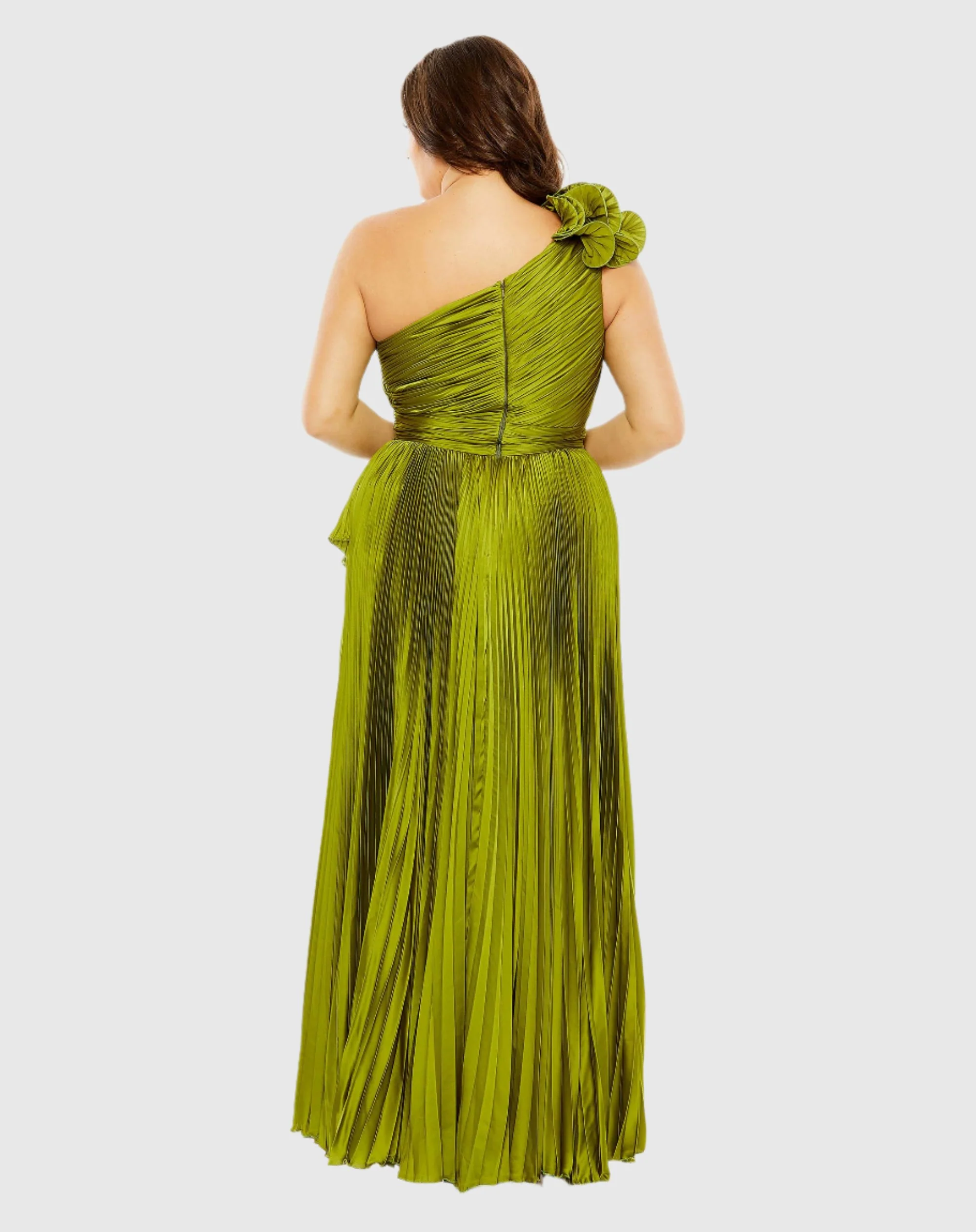 Green Pleated One Shoulder Rosette Detail Gown (Plus)
