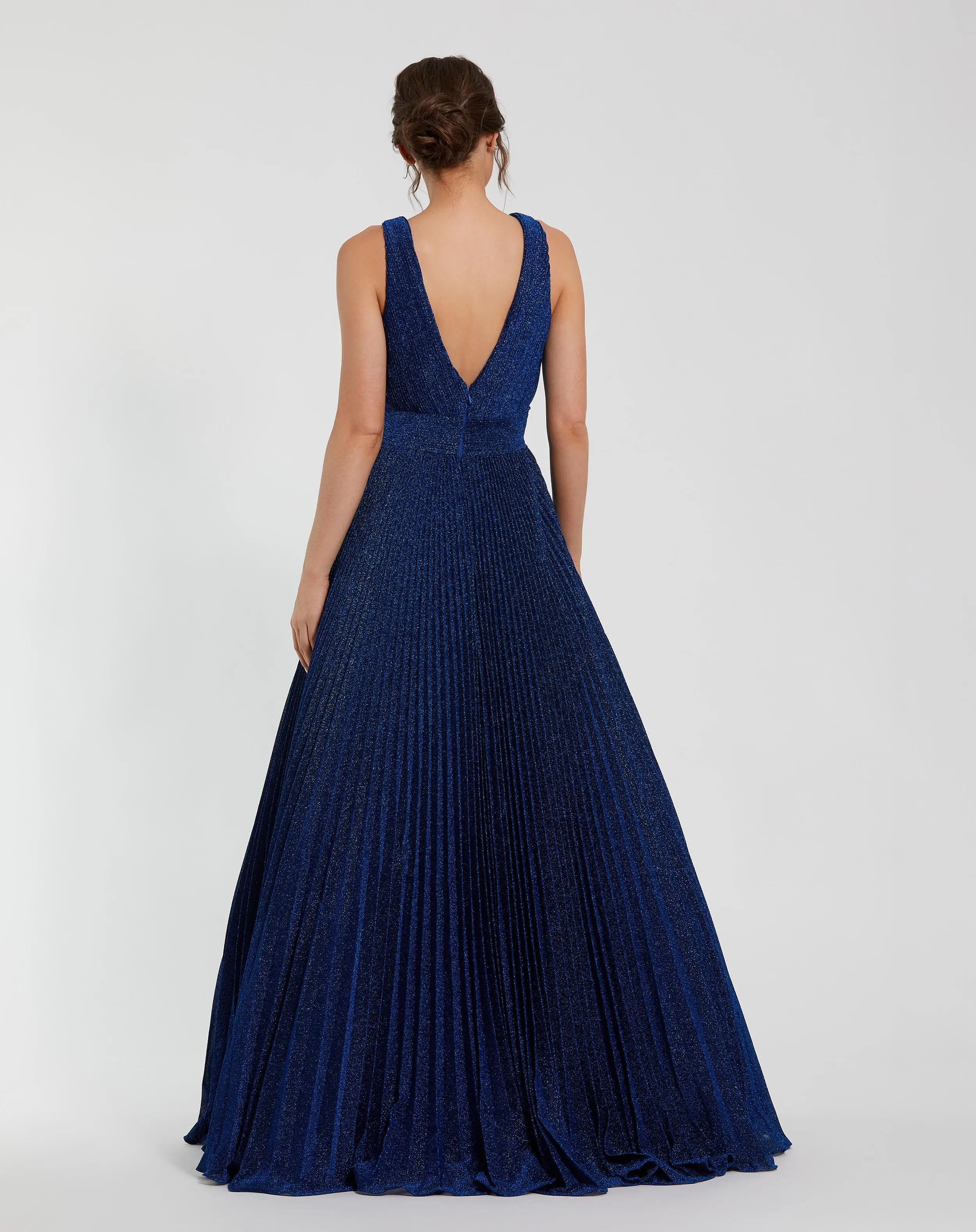 Navy Shimmering Georgette Pleated Sleeveless Gown