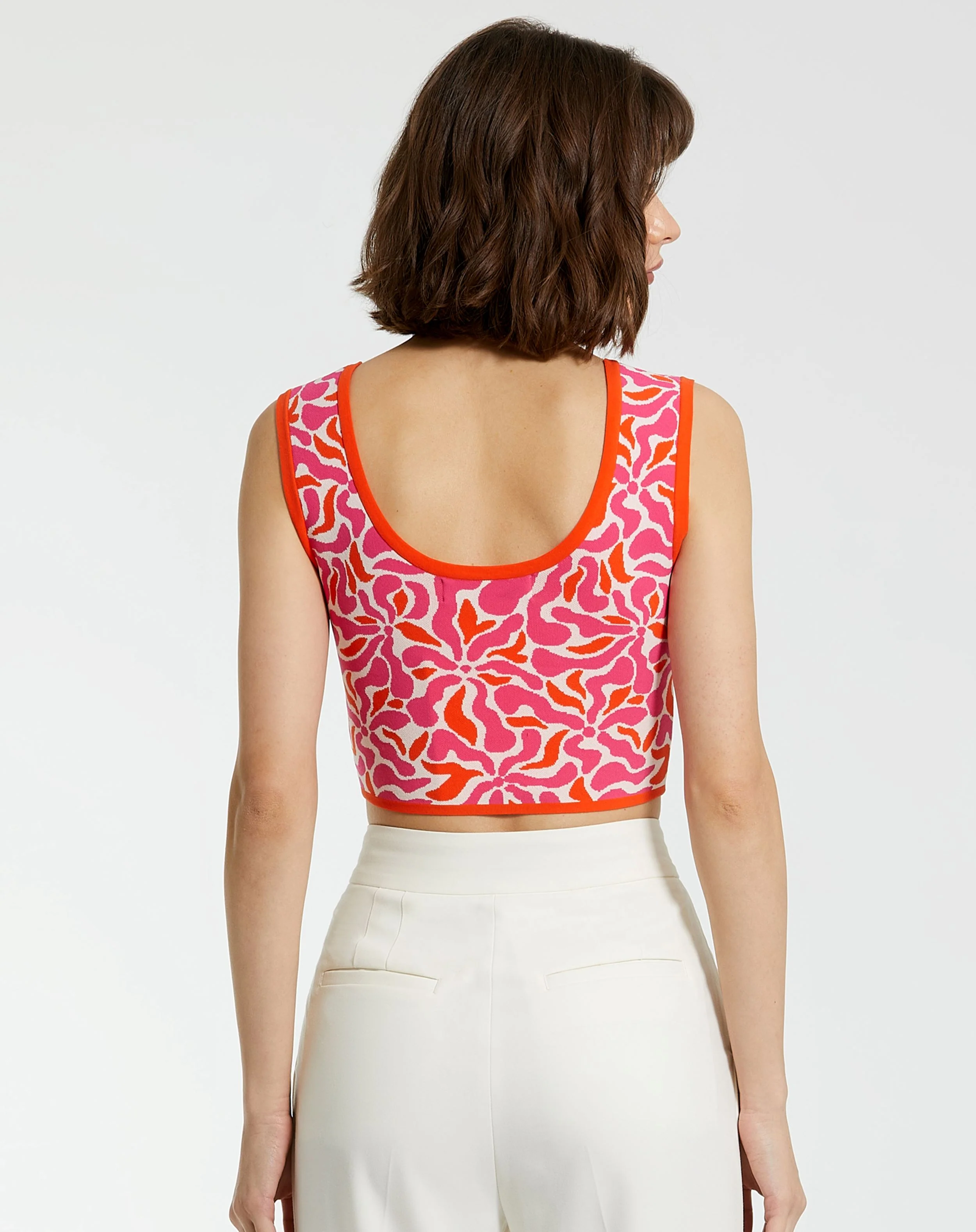 Sleeveless Floral Knit Cropped Tank Top - FINAL SALE