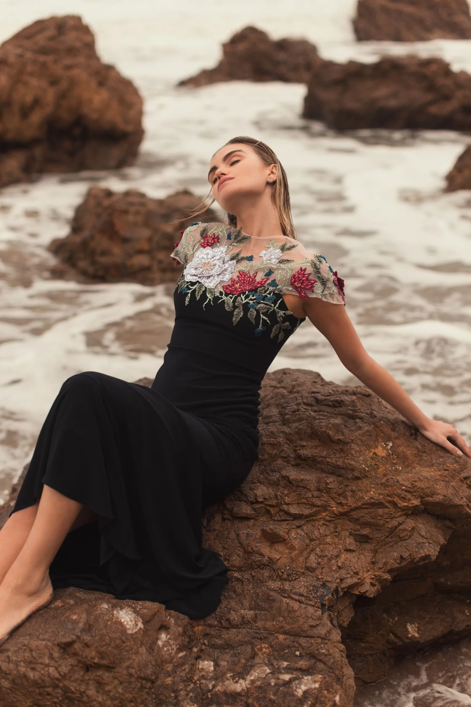 Black Floral Embellished Jersey Fitted Gown