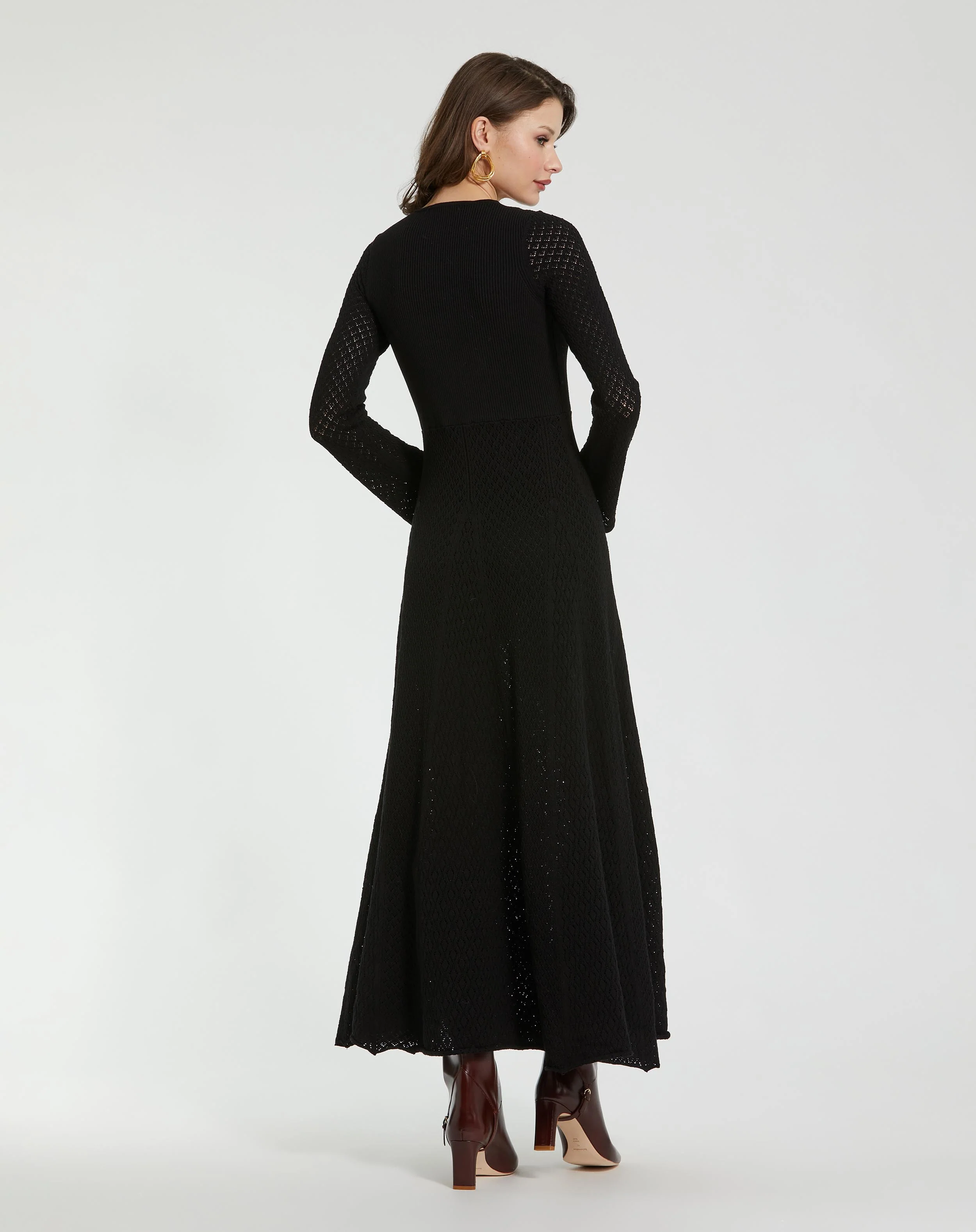 Black Scoop Neck Long Sleeve Knit Maxi Dress
