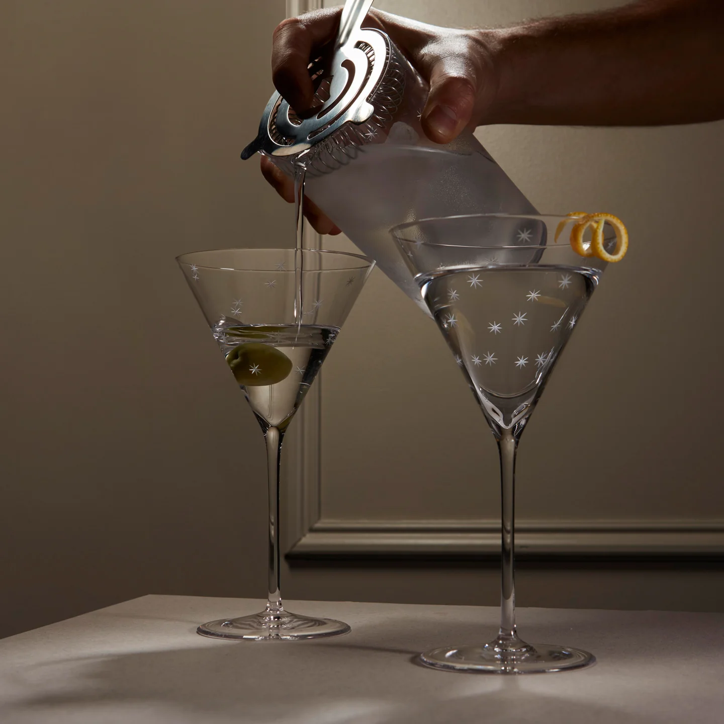 Richard Brendon Star Cut Martini Glass / Set of 2 **