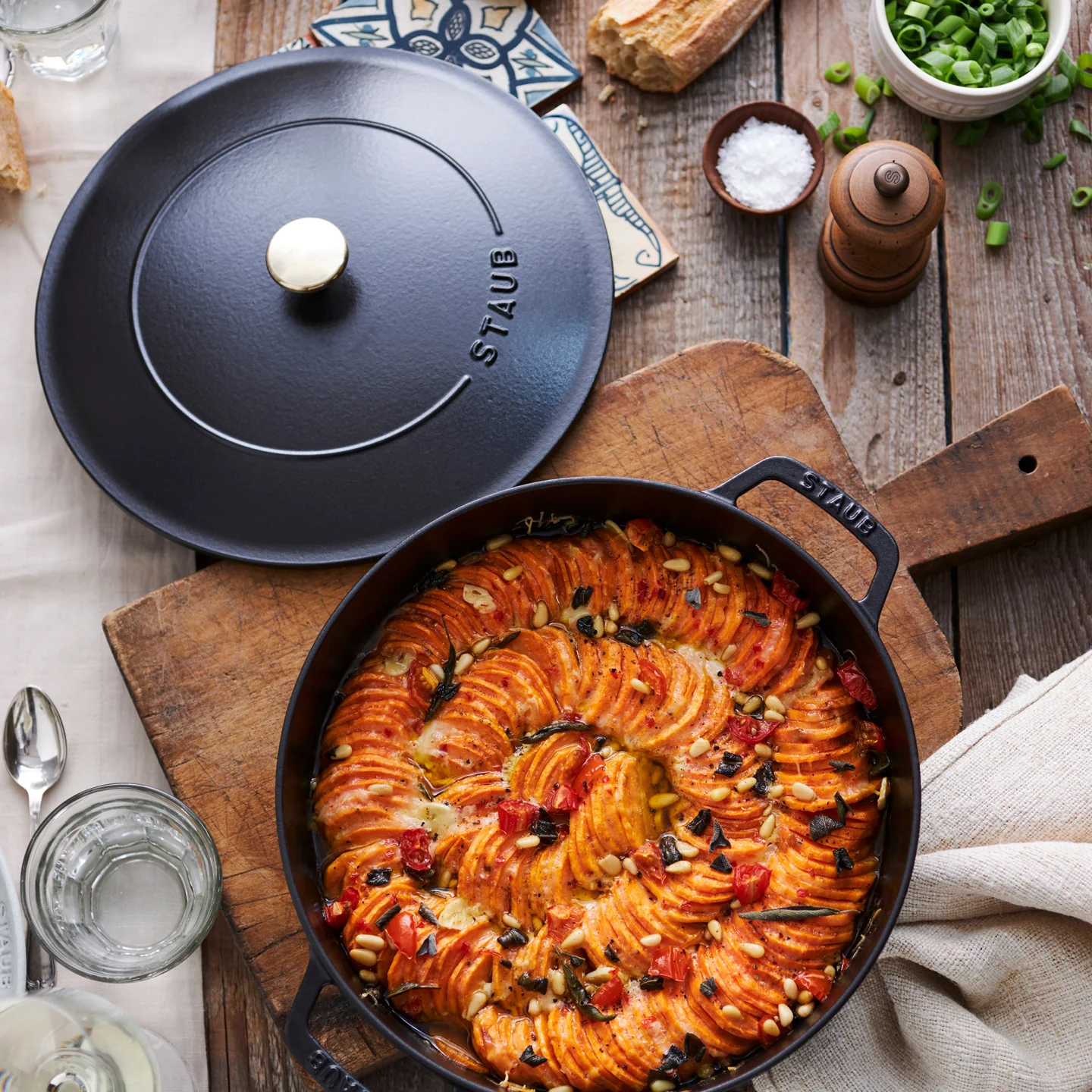 Staub Saute Pan / Black