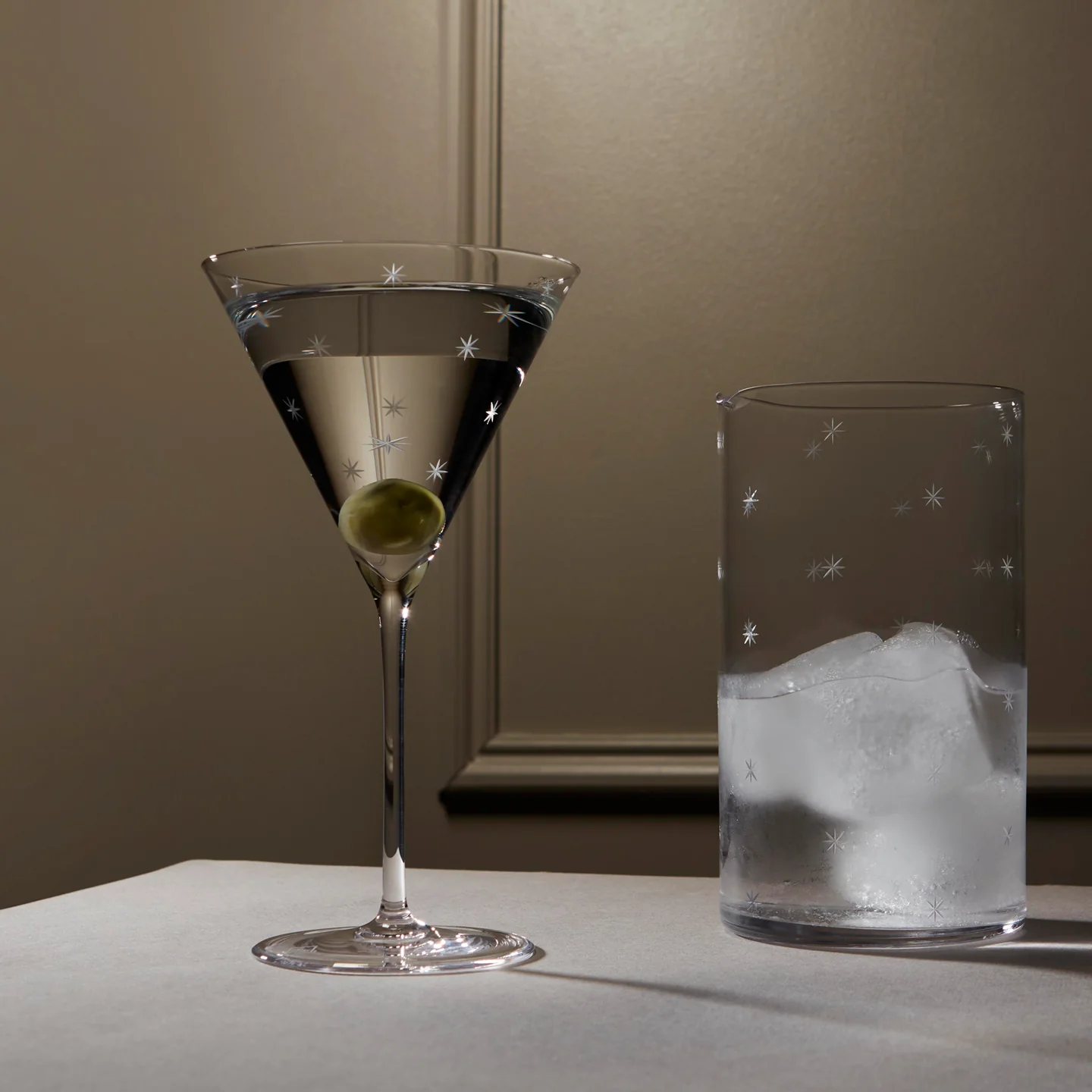 Richard Brendon Star Cut Martini Glass / Set of 2 **