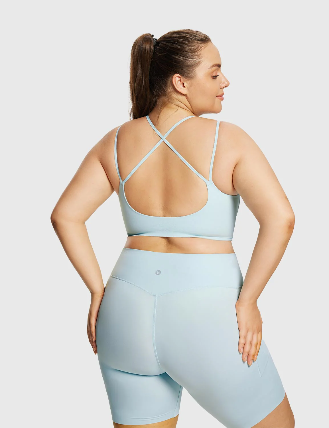 Freeleaf Cross-Strap Low-Impact Sports Bra