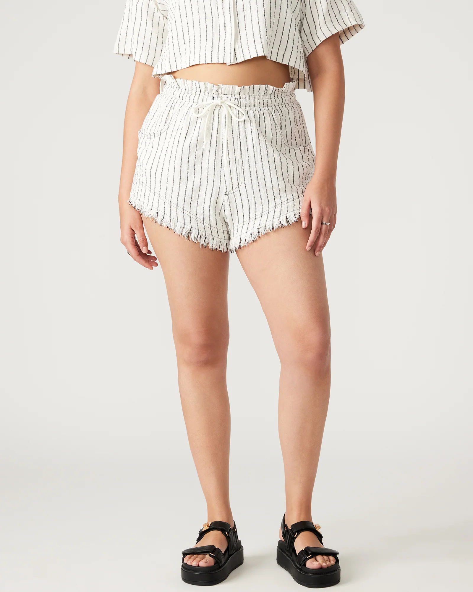 MARI SHORTS IVORY