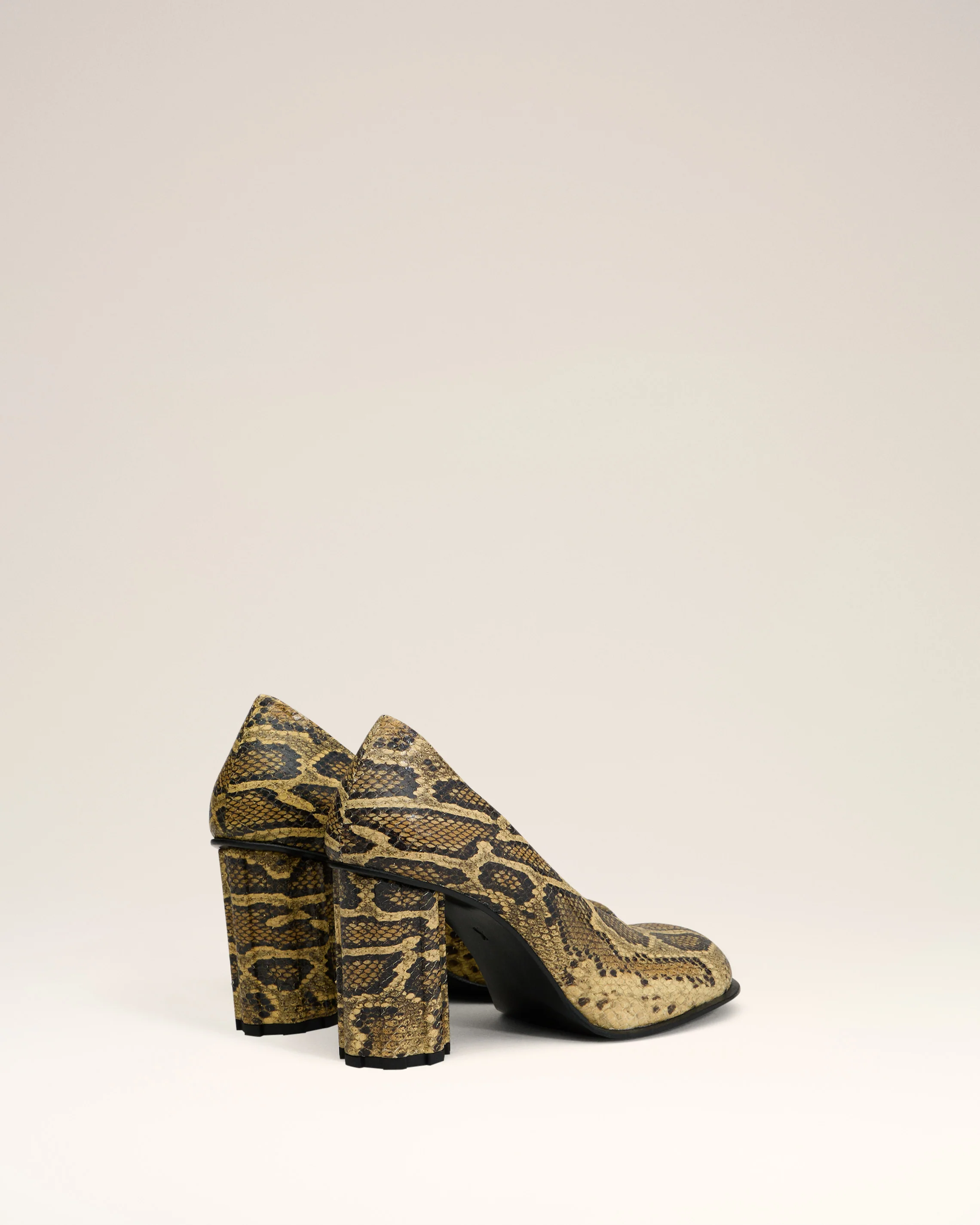 Beige Leather Piano Pump