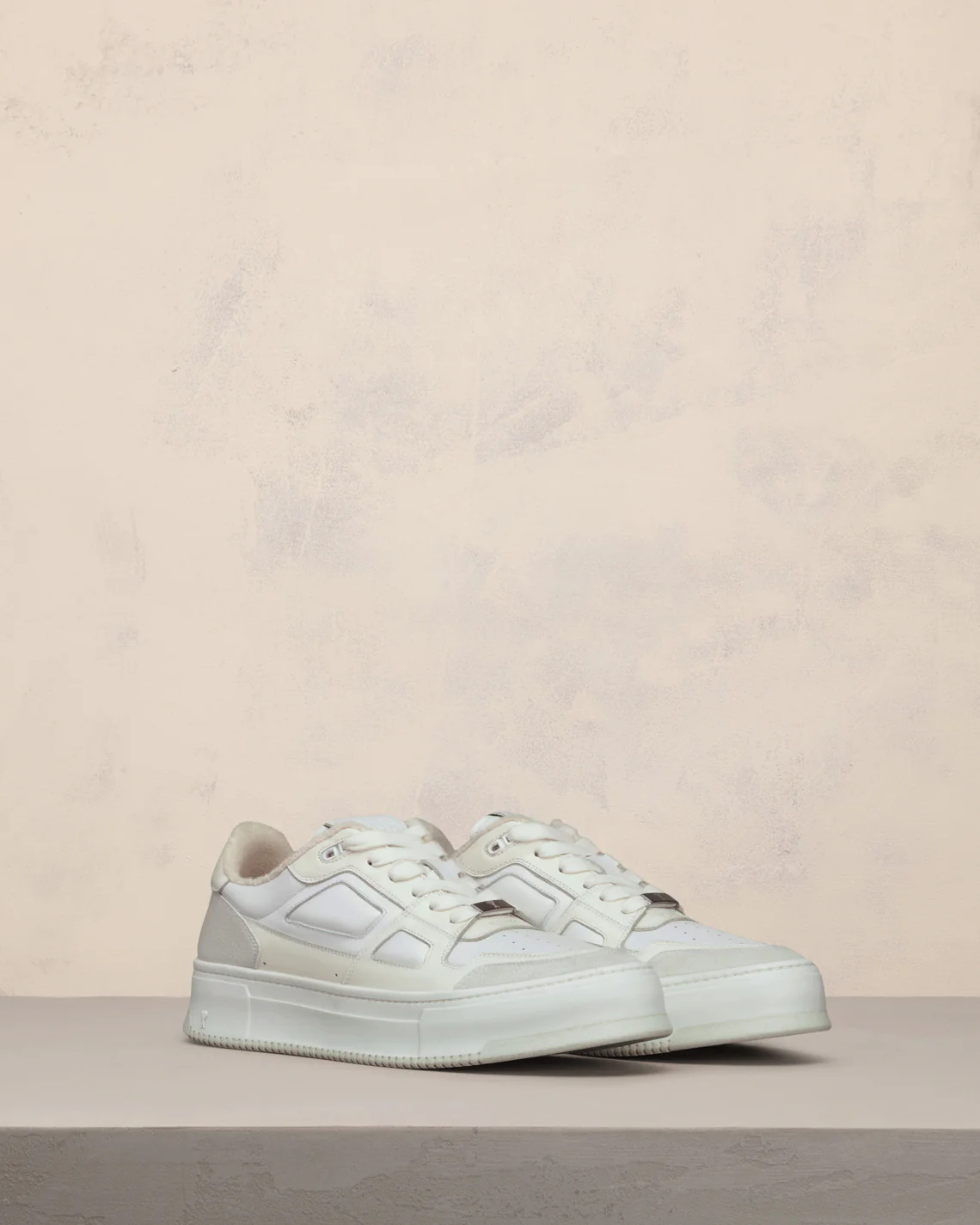 Low Top Ami Arcade Sneakers