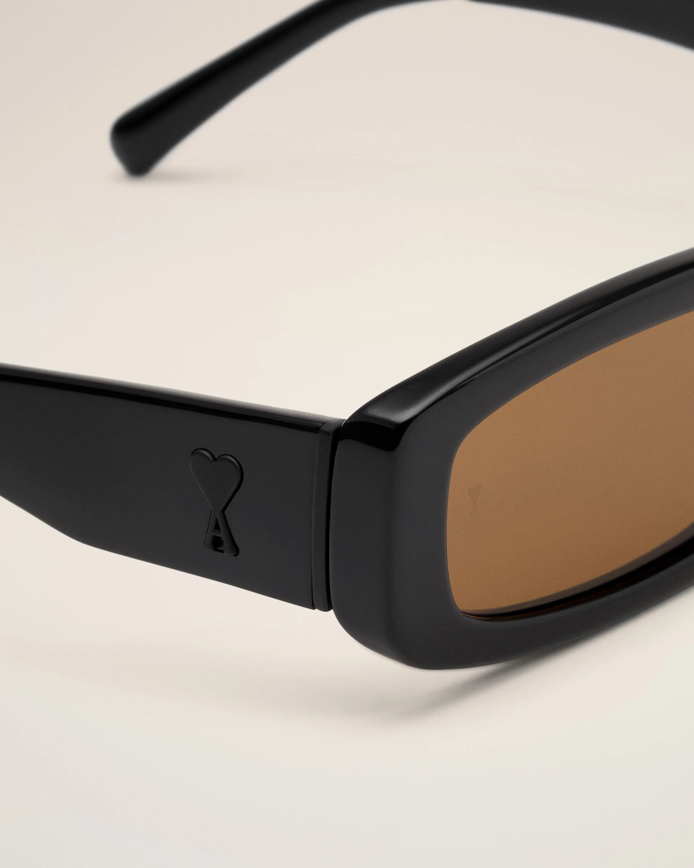 Black 75010 Sunglasses
