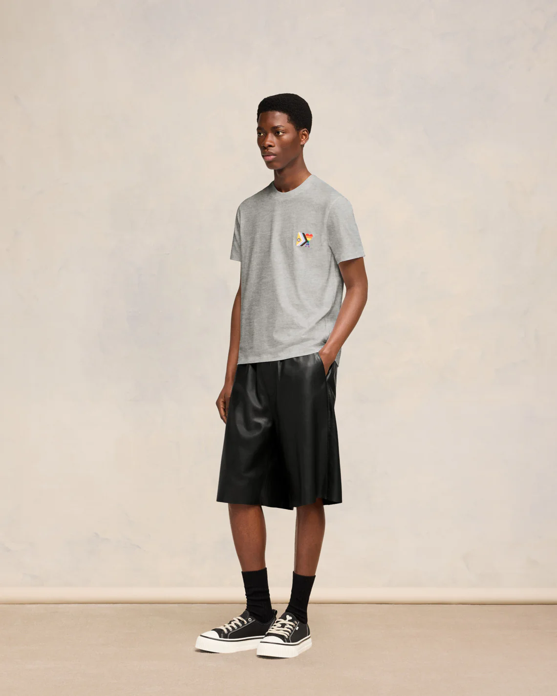 Rainbow Ami de Coeur Classic Fit T-shirt