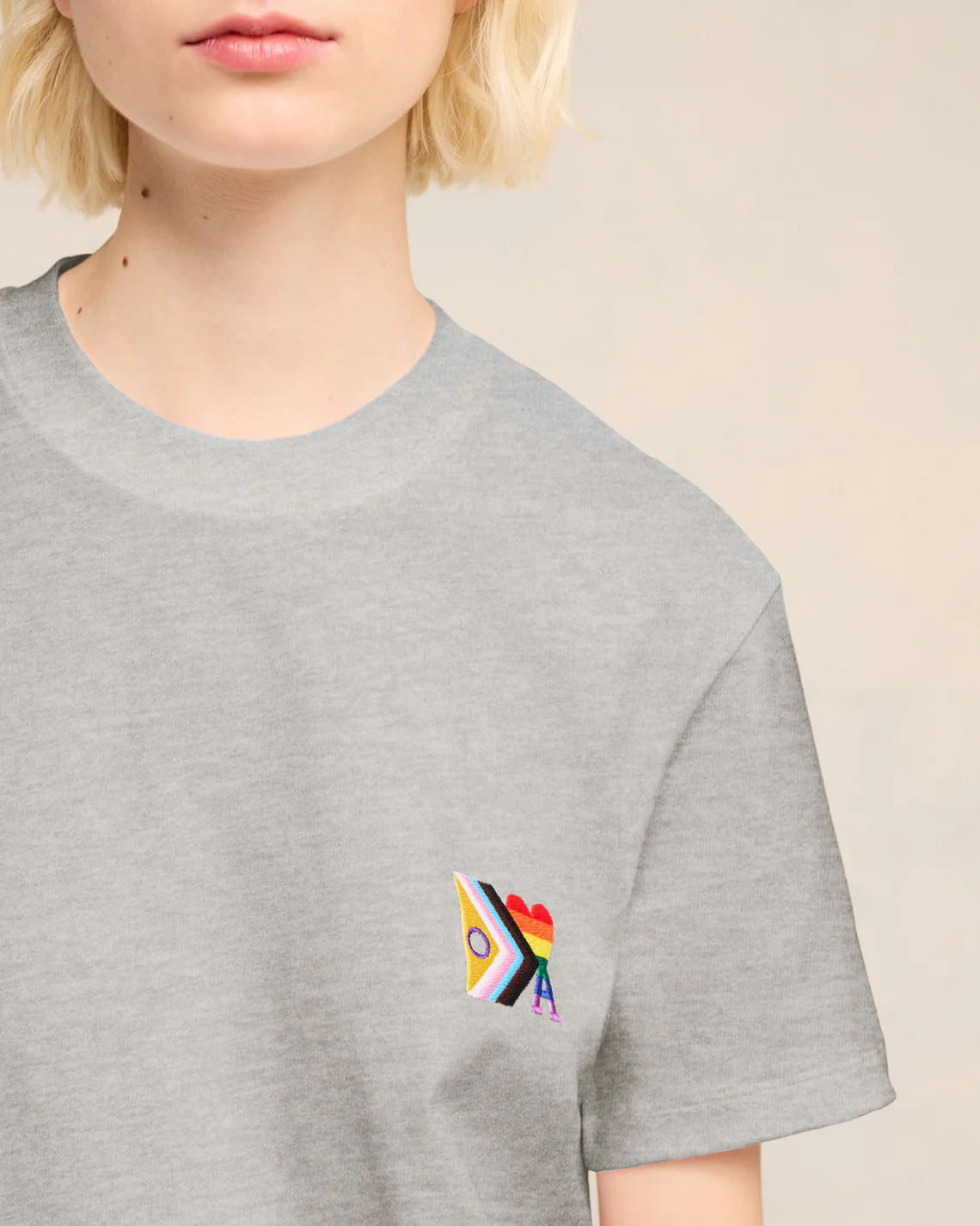 Rainbow Ami de Coeur Classic Fit T-shirt