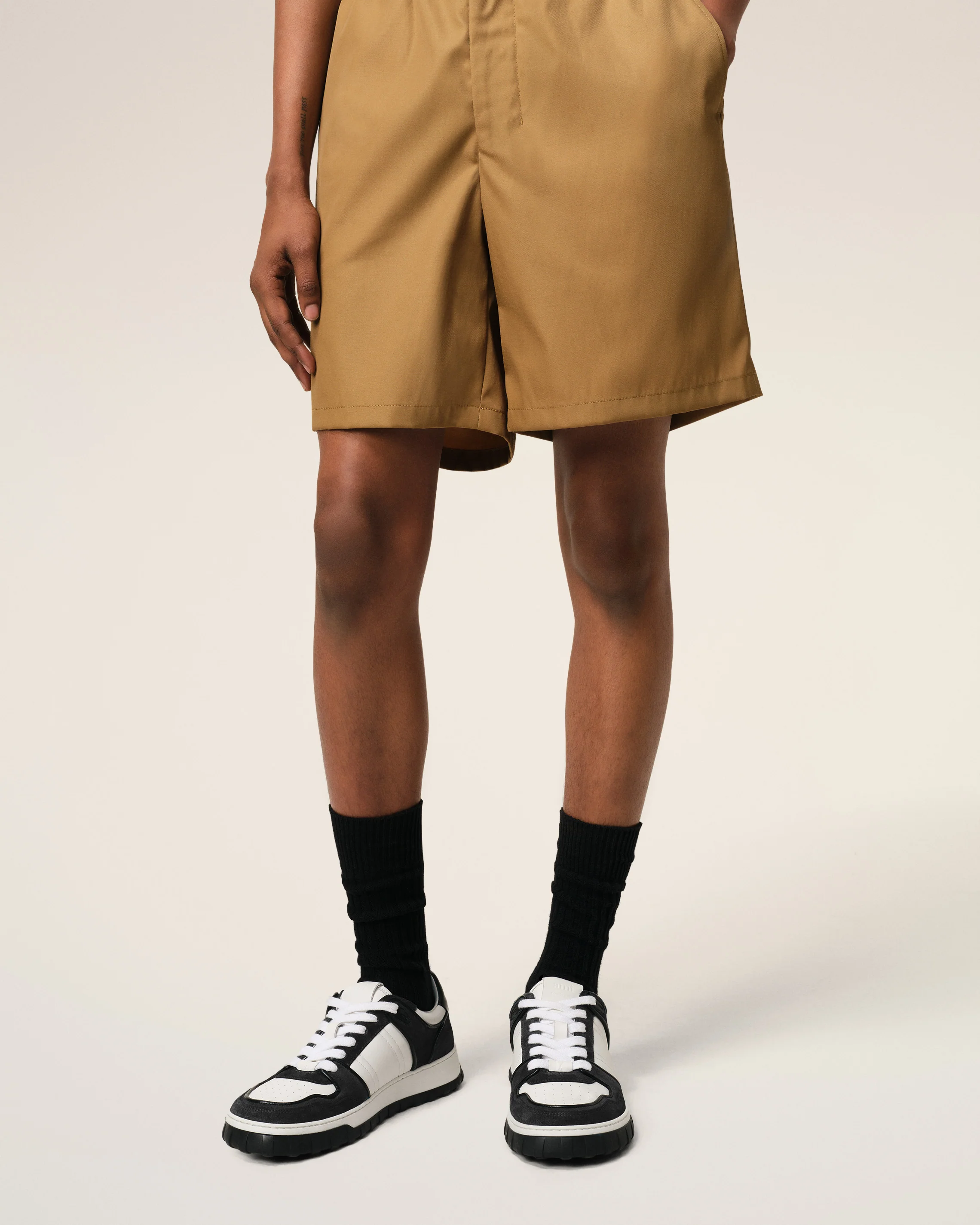 White Leather Low Top Walk Sneakers