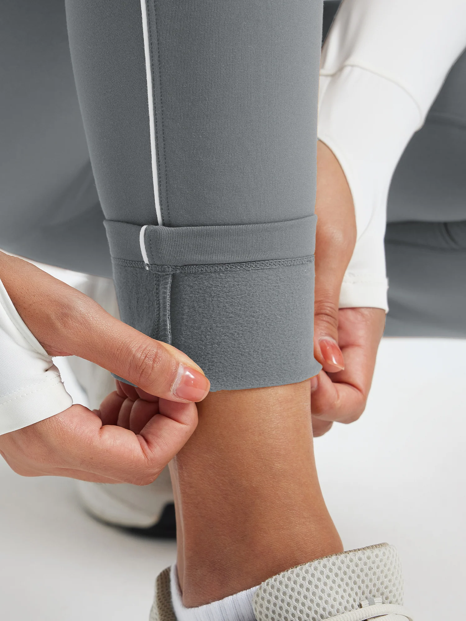 Laureate Fleece High-Waisted Leggings